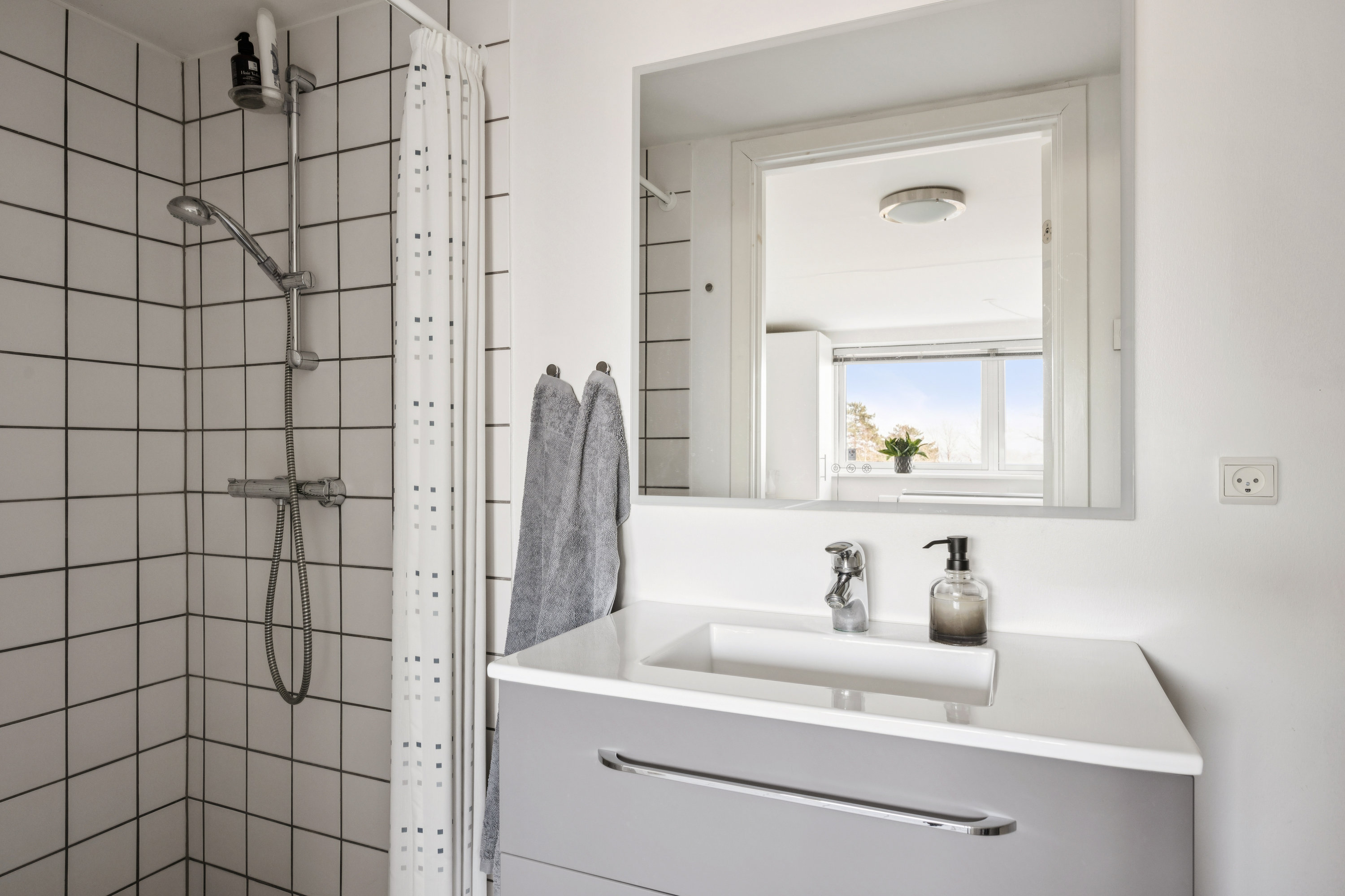 Fremhævet badeværelse billede i fuldskærmstilstand. Billede af Strandgårdshøj 41, 8400 Ebeltoft