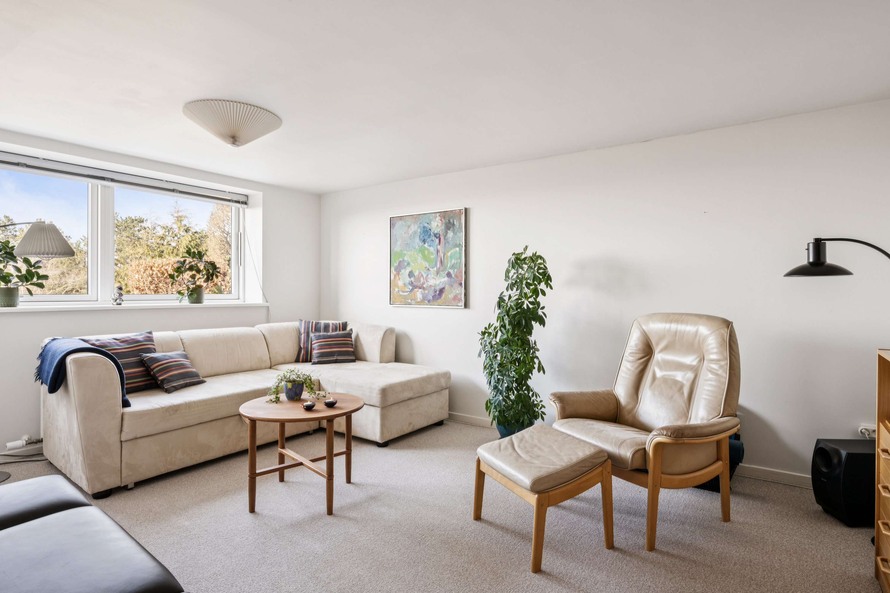 Fremhævet stue billede i fuldskærmstilstand. Billede af Strandgårdshøj 41, 8400 Ebeltoft