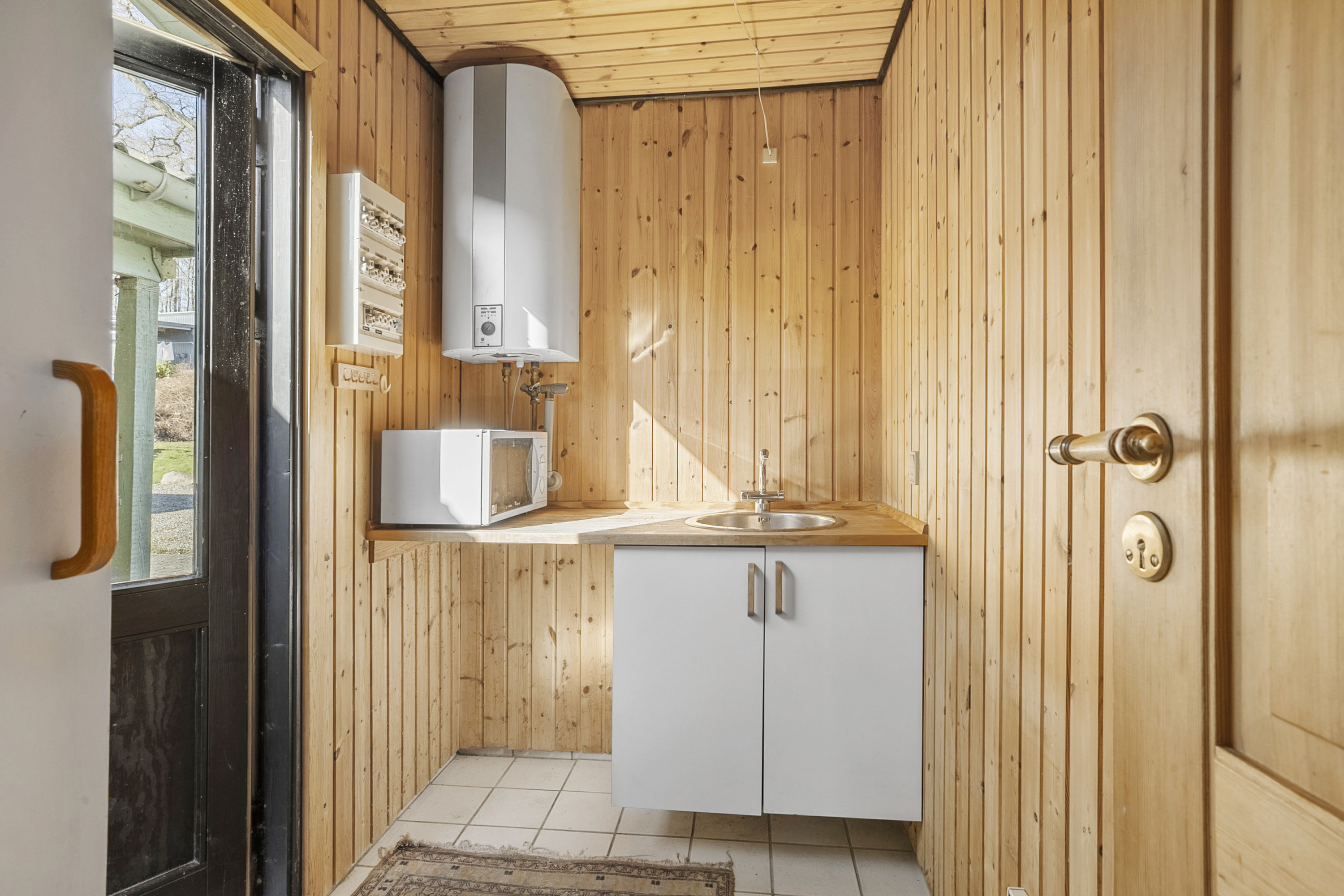 Fremhævet entré billede i fuldskærmstilstand. Billede af Strandengen 5, Aarøsund, 6100 Haderslev