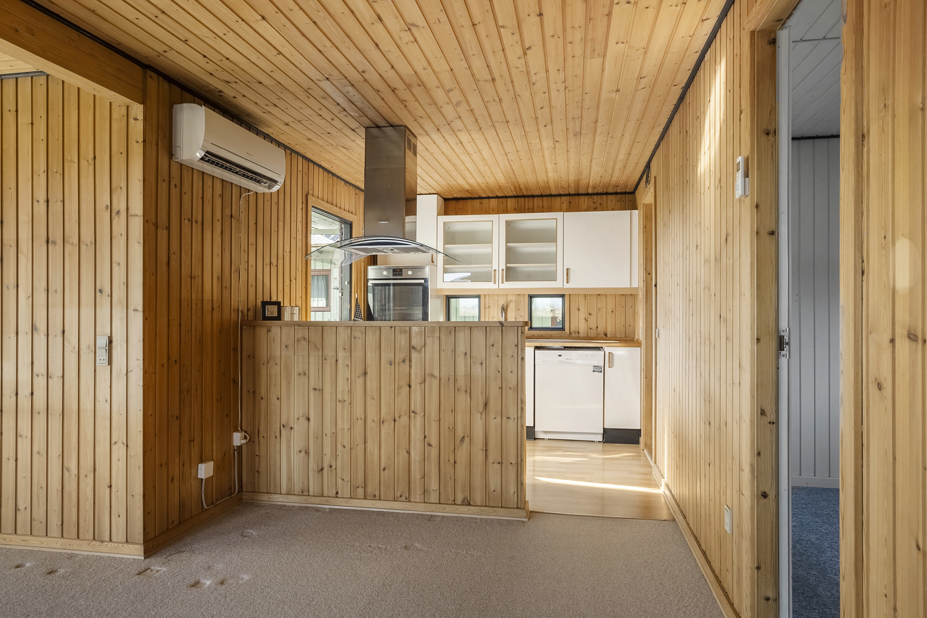 Fremhævet stue billede i fuldskærmstilstand. Billede af Strandengen 5, Aarøsund, 6100 Haderslev