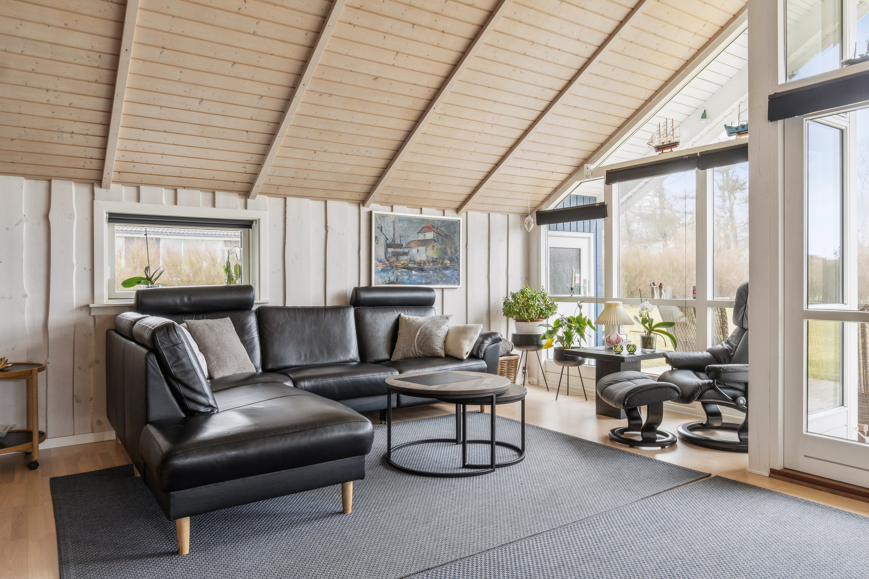 Fremhævet stue billede i fuldskærmstilstand. Billede af Engtoften 19, Kelstrup, 4200 Slagelse