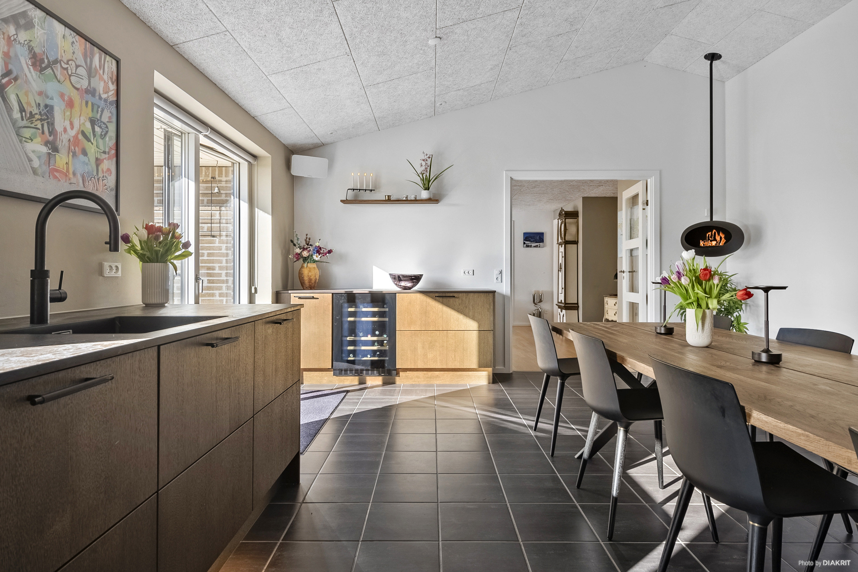 Fremhævet spisestue billede i fuldskærmstilstand. Billede af Smedegade 107, Ørting, 8300 Odder