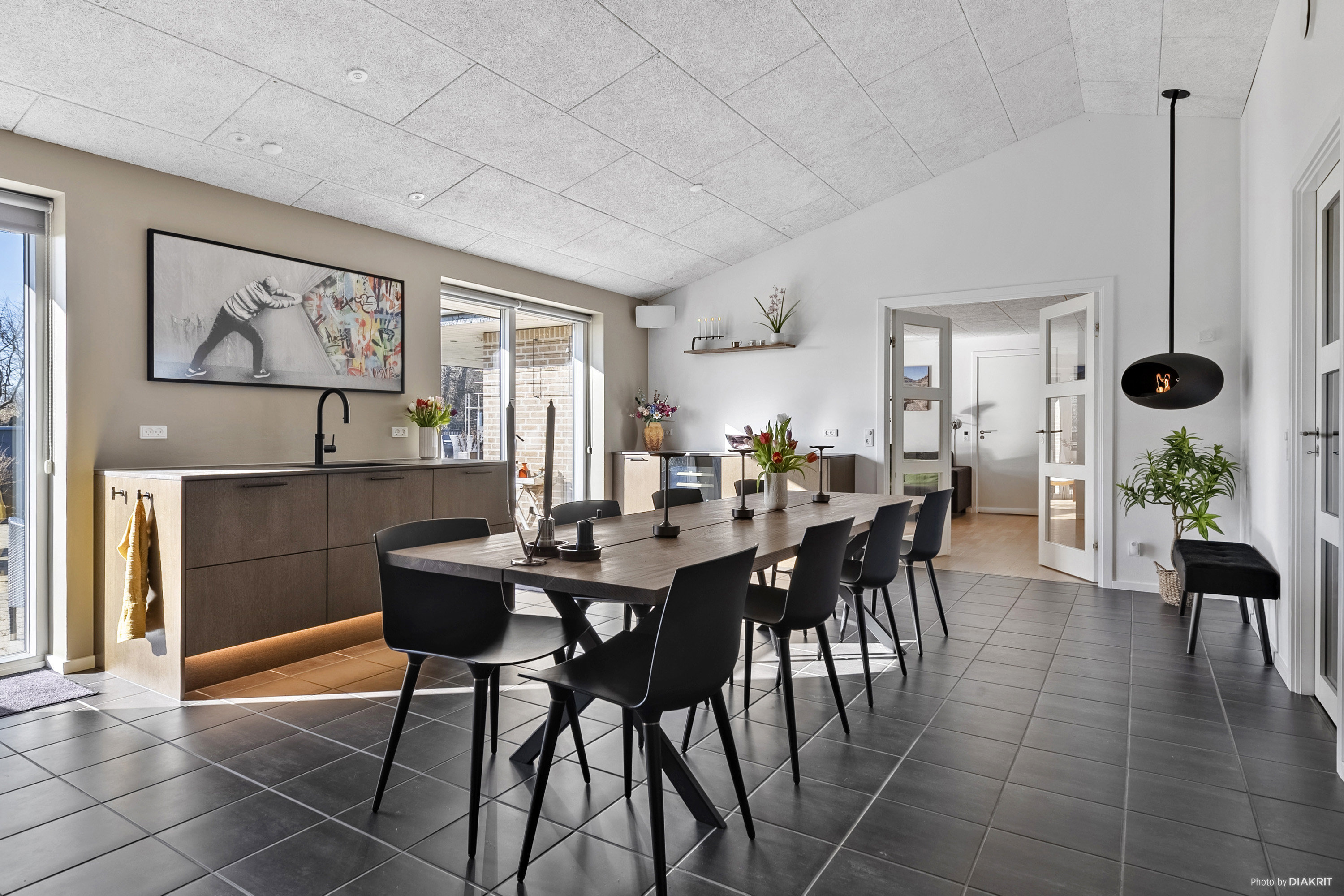 Fremhævet spisestue billede i fuldskærmstilstand. Billede af Smedegade 107, Ørting, 8300 Odder