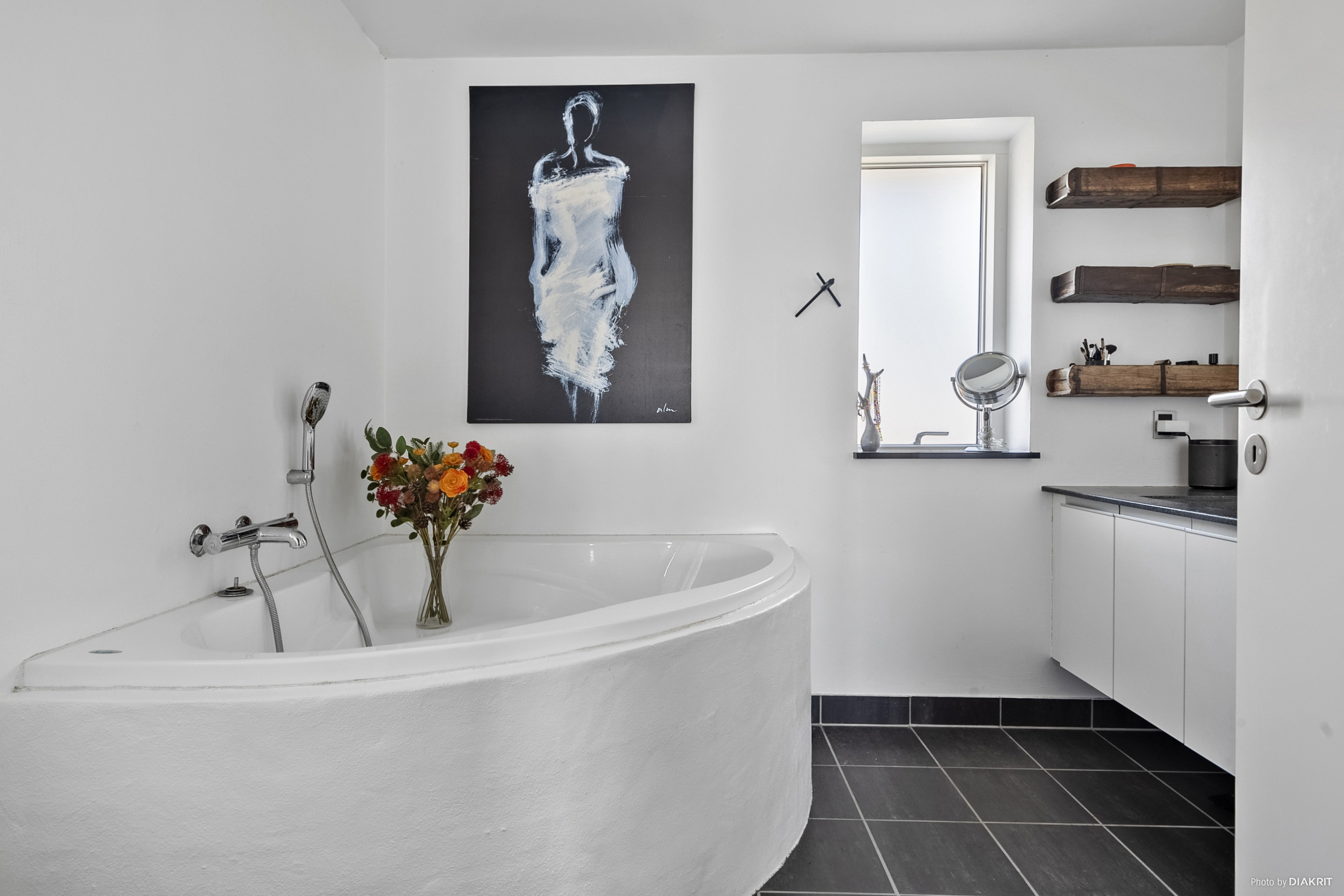 Fremhævet badeværelse billede i fuldskærmstilstand. Billede af Smedegade 107, Ørting, 8300 Odder