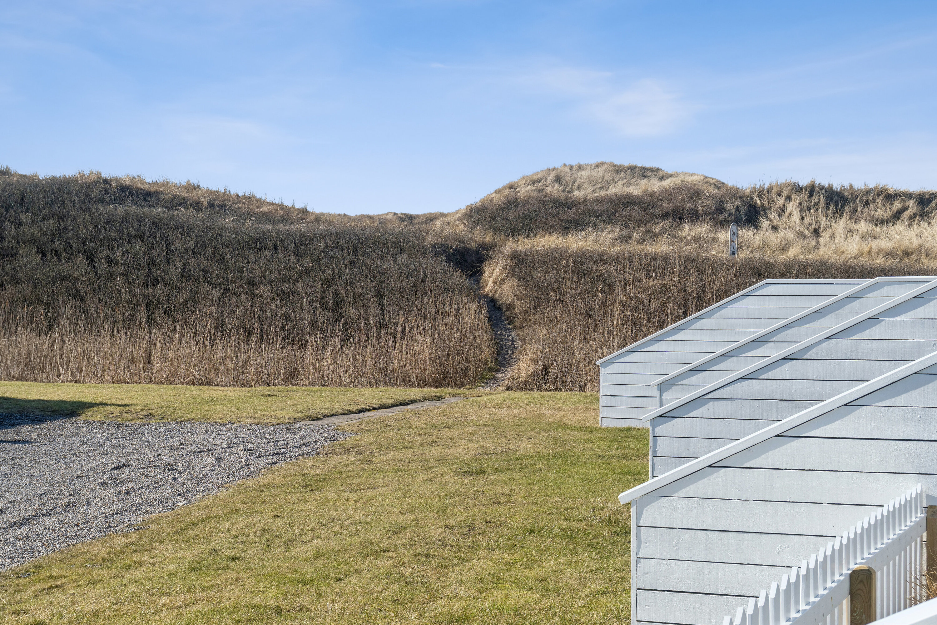 Fremhævet set fra haven billede i fuldskærmstilstand. Billede af Krikvænge 29, Agger, 7770 Vestervig