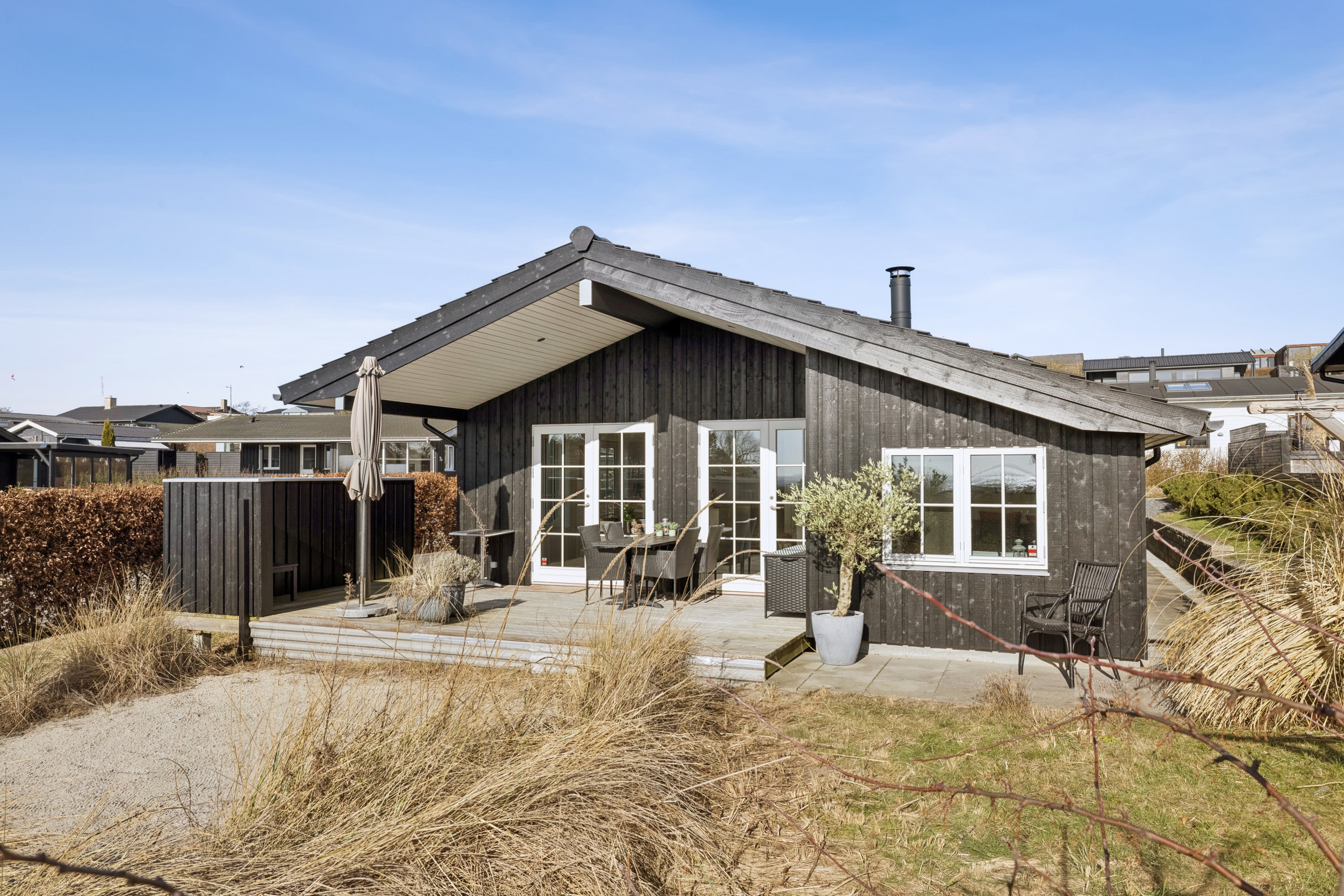 Fremhævet andet billede i fuldskærmstilstand. Billede af Vestervangsvej 10, Følle Strand, 8410 Rønde