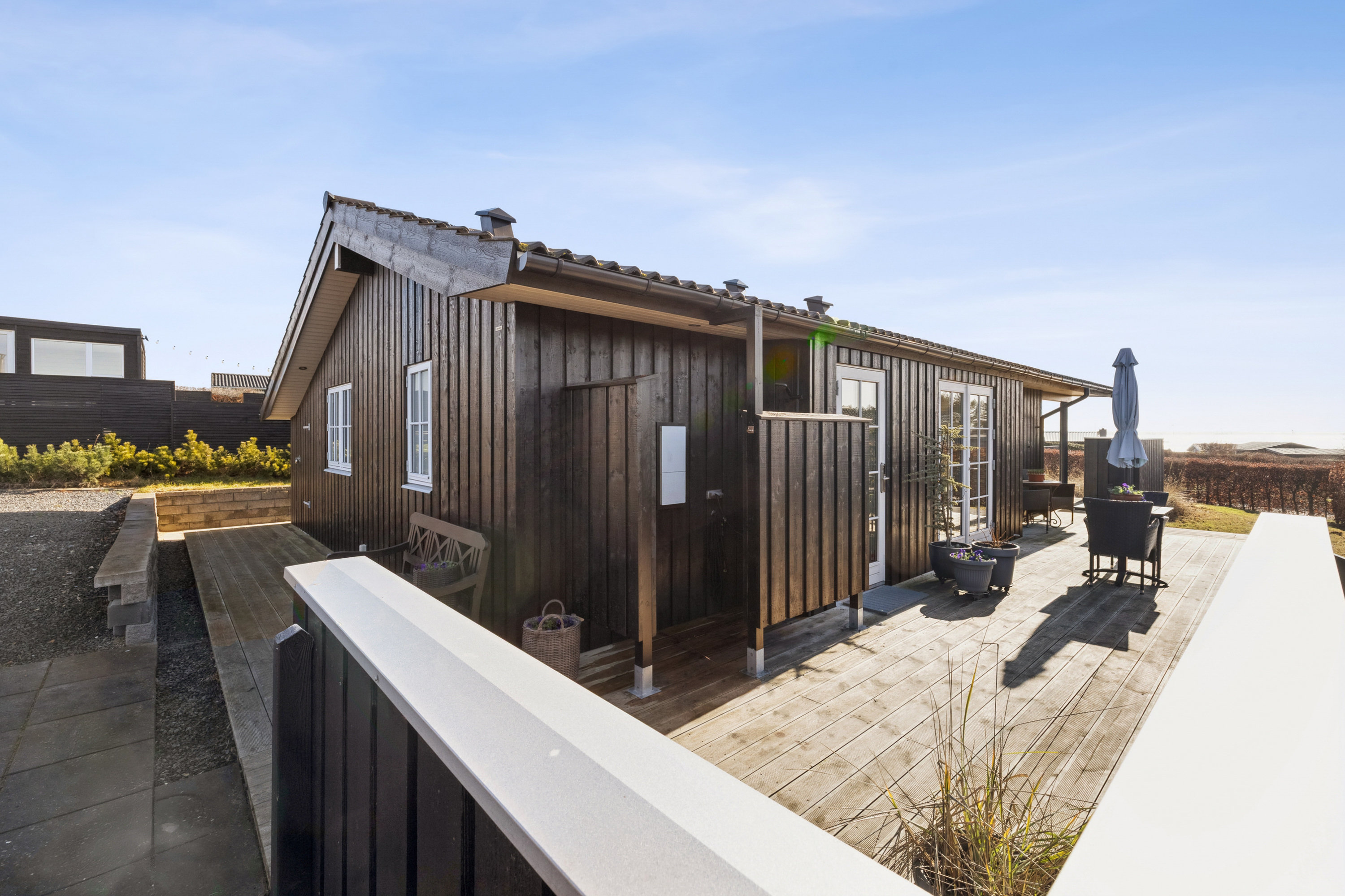 Fremhævet andet billede i fuldskærmstilstand. Billede af Vestervangsvej 10, Følle Strand, 8410 Rønde