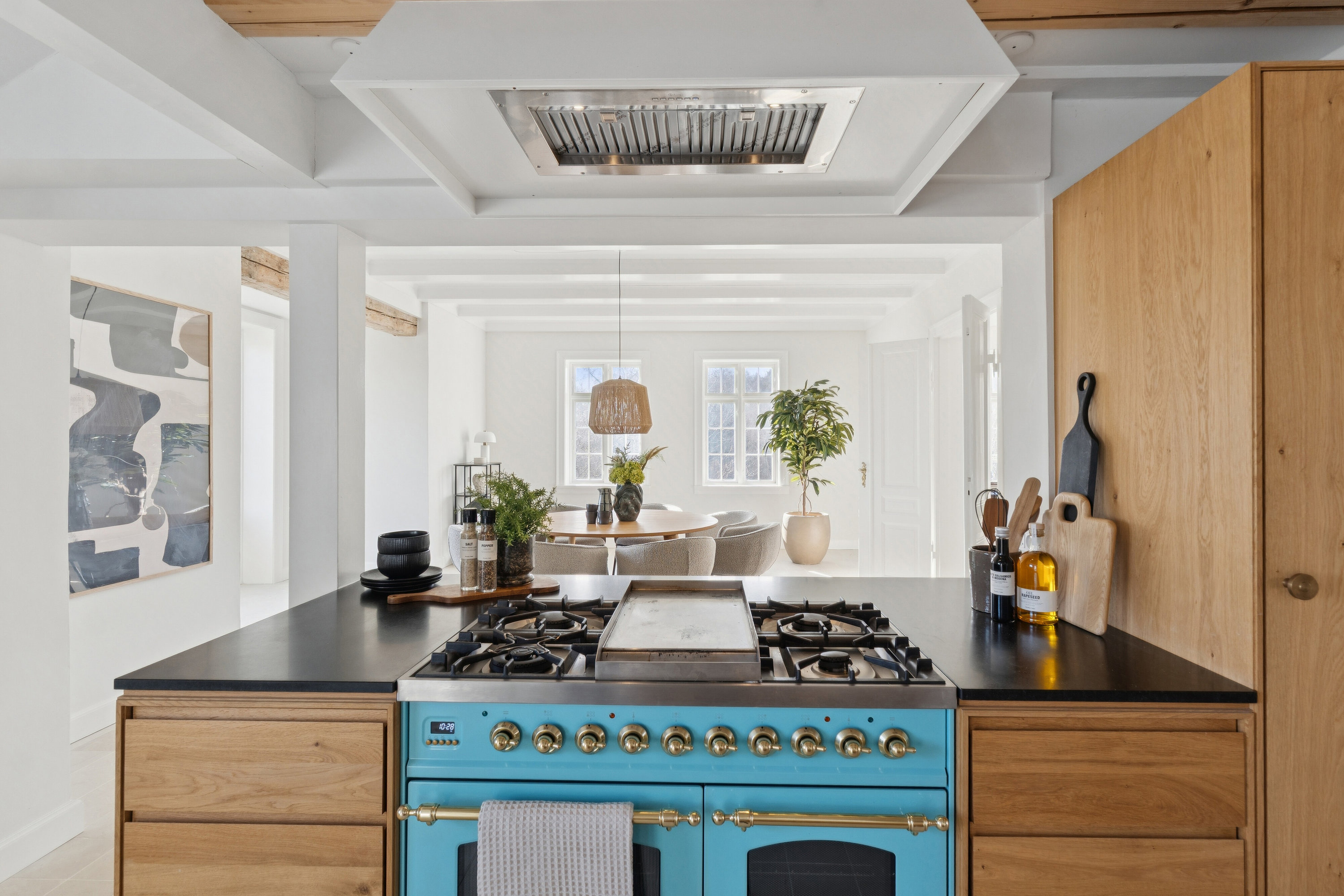 Fremhævet køkken billede i fuldskærmstilstand. Billede af Højbjerggårdsvej 63, Øverød, 2840 Holte