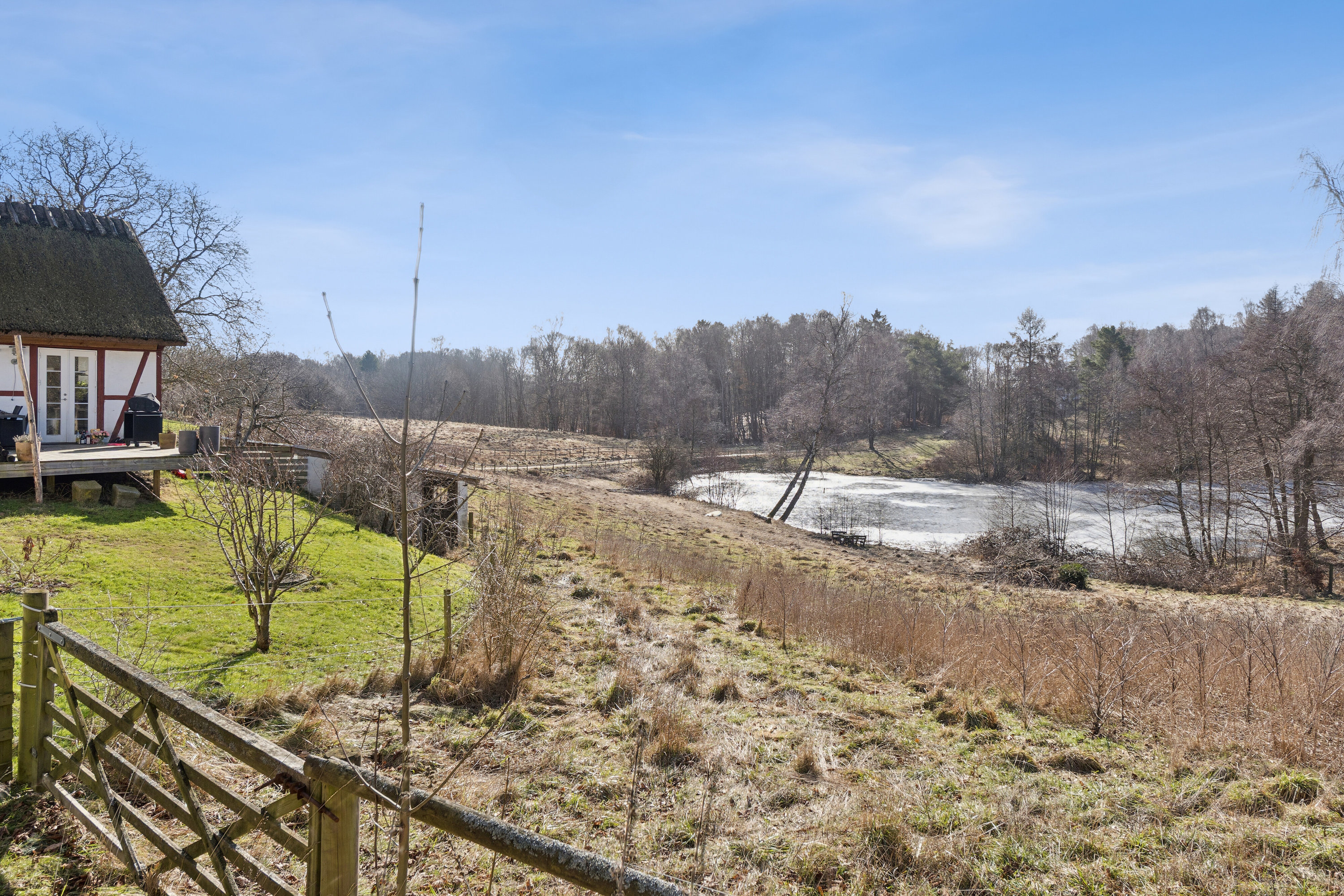 Fremhævet set fra haven billede i fuldskærmstilstand. Billede af Højbjerggårdsvej 63, Øverød, 2840 Holte
