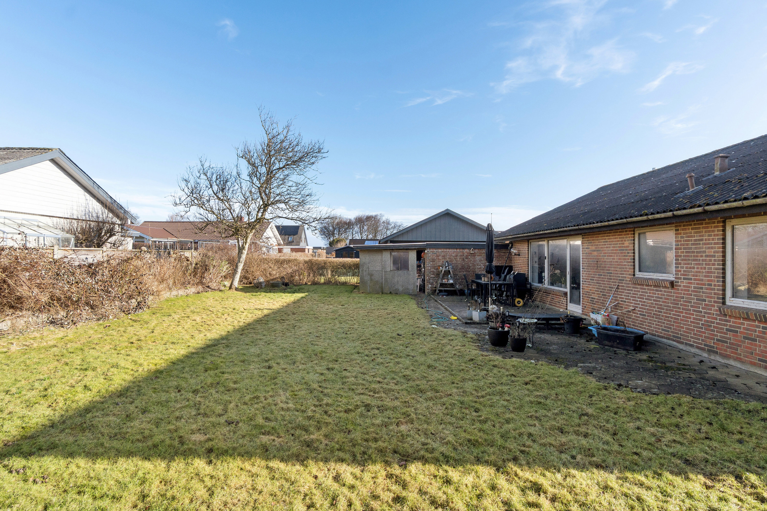 Fremhævet set fra haven billede i fuldskærmstilstand. Billede af Svinget 7, Koldby, 7752 Snedsted