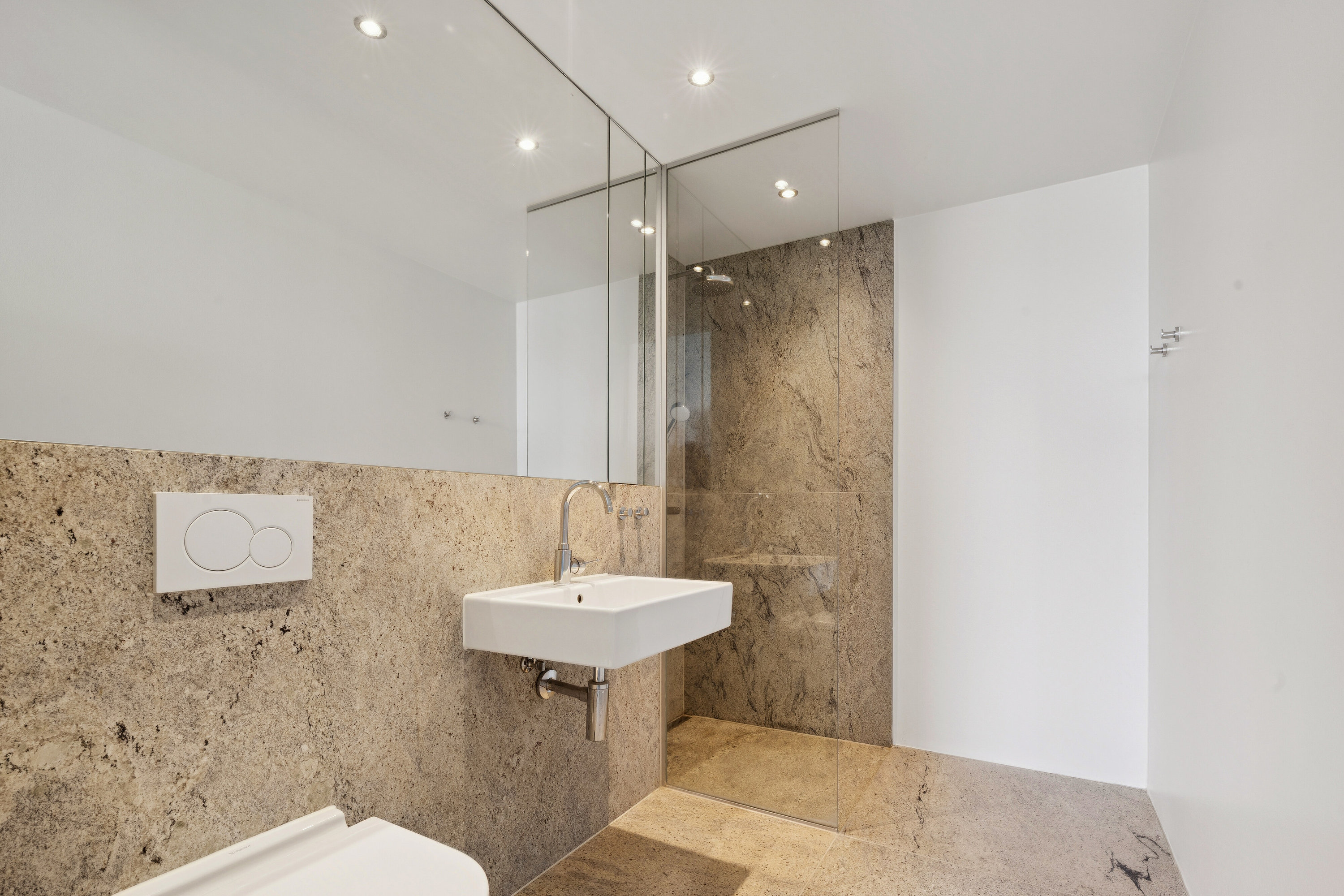 Fremhævet badeværelse billede i fuldskærmstilstand. Billede af Islands Brygge 79A, 3. 8., 2300 København S