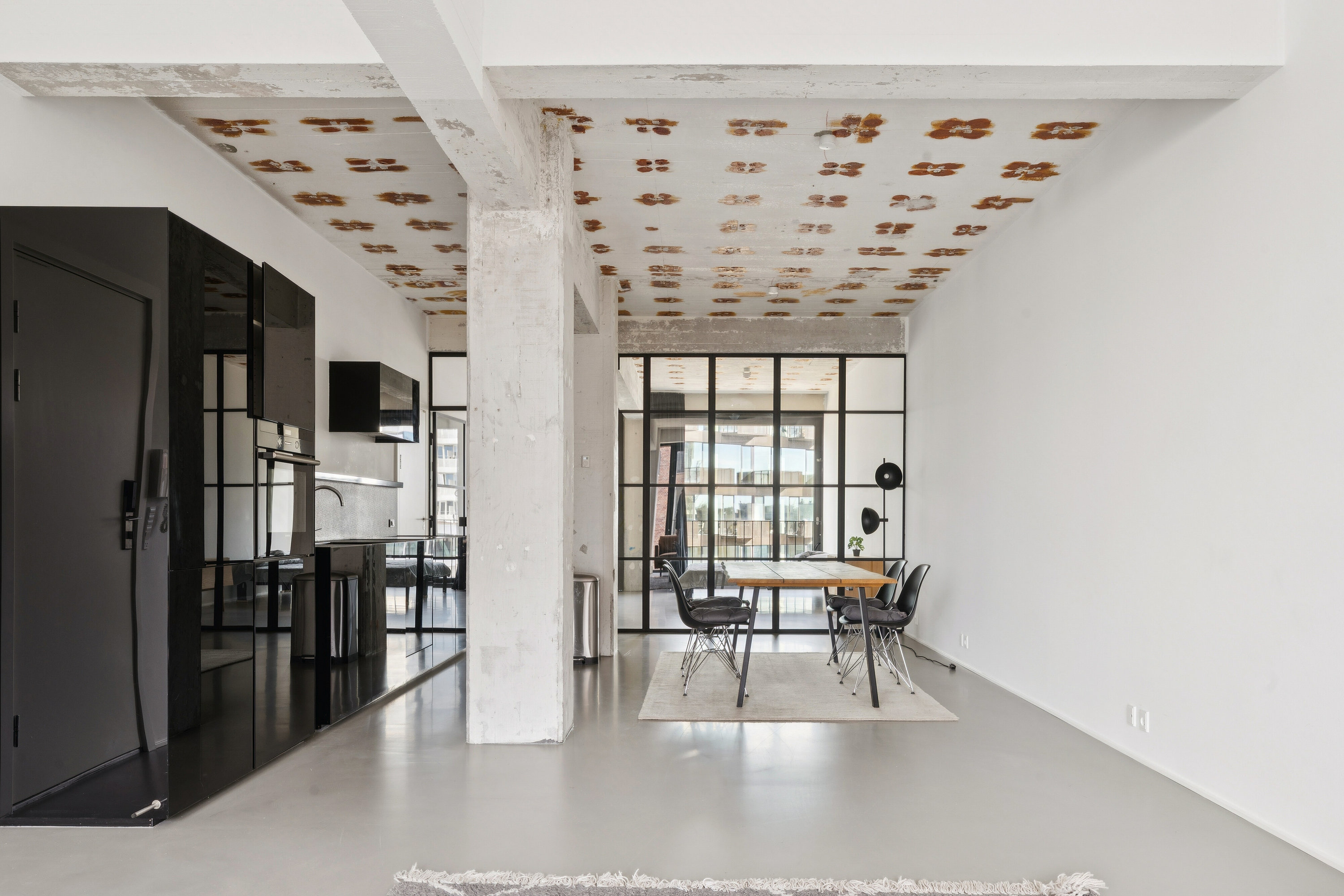 Fremhævet køkken billede i fuldskærmstilstand. Billede af Islands Brygge 81C, 2. th., 2300 København S