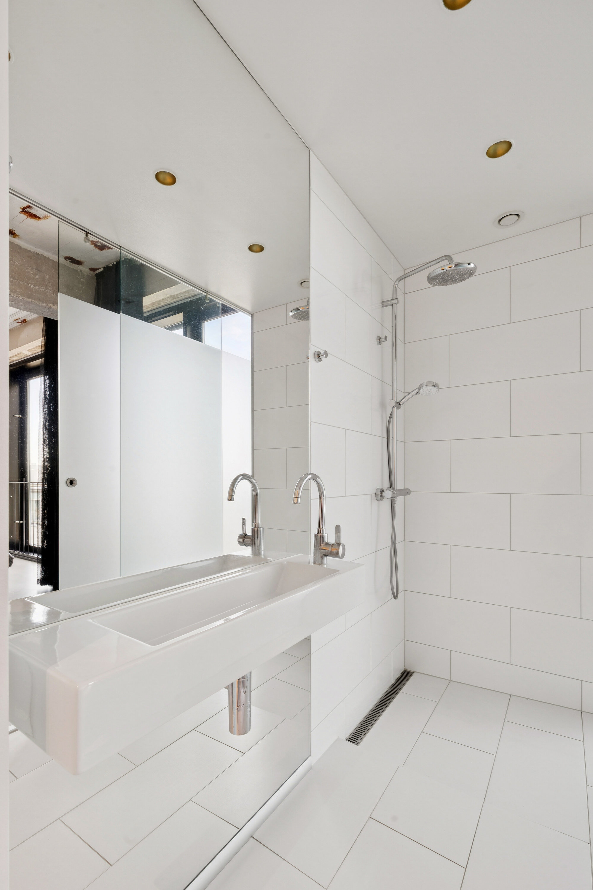 Fremhævet badeværelse billede i fuldskærmstilstand. Billede af Islands Brygge 81C, 2. th., 2300 København S