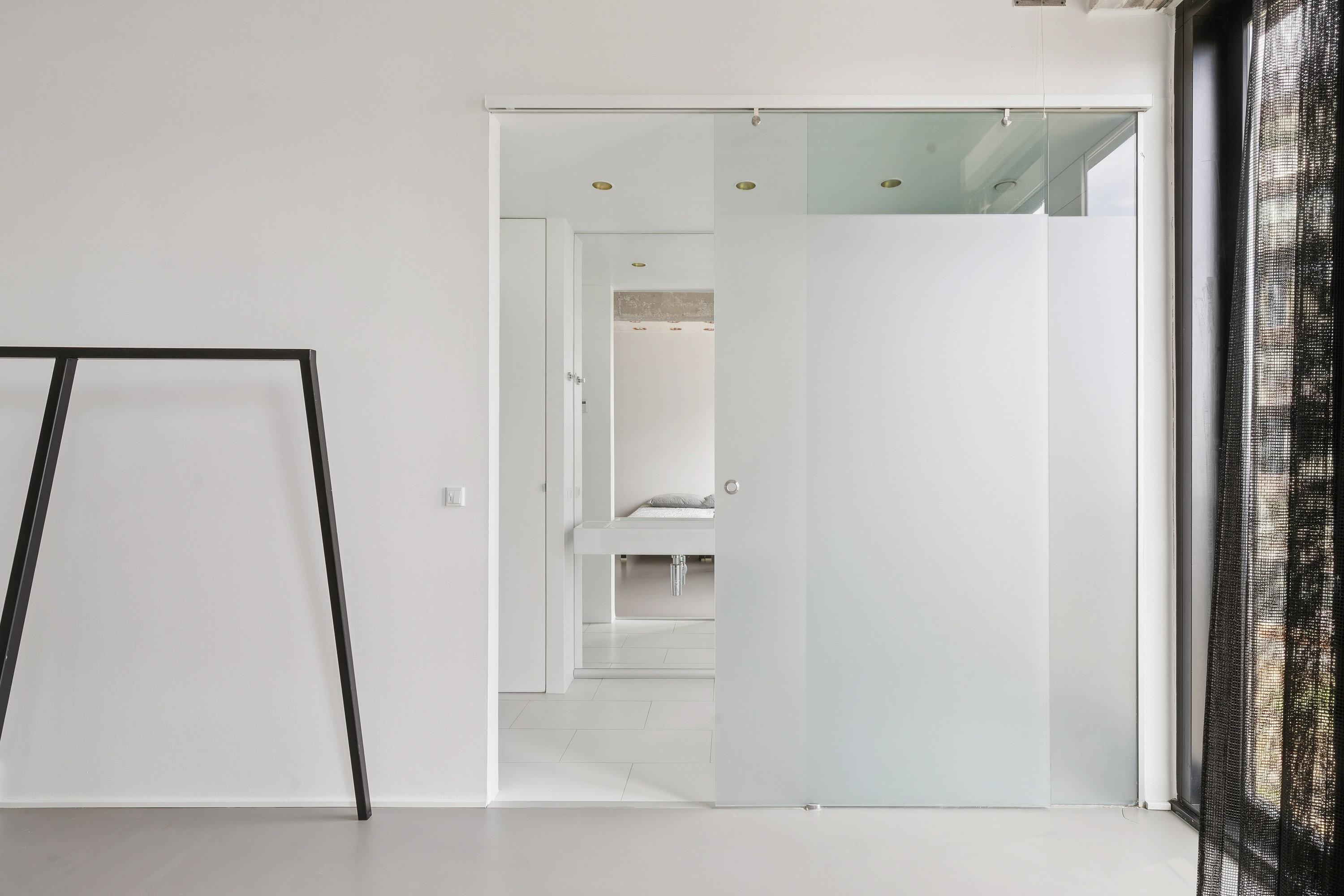 Fremhævet indendørs billede i fuldskærmstilstand. Billede af Islands Brygge 81C, 2. th., 2300 København S