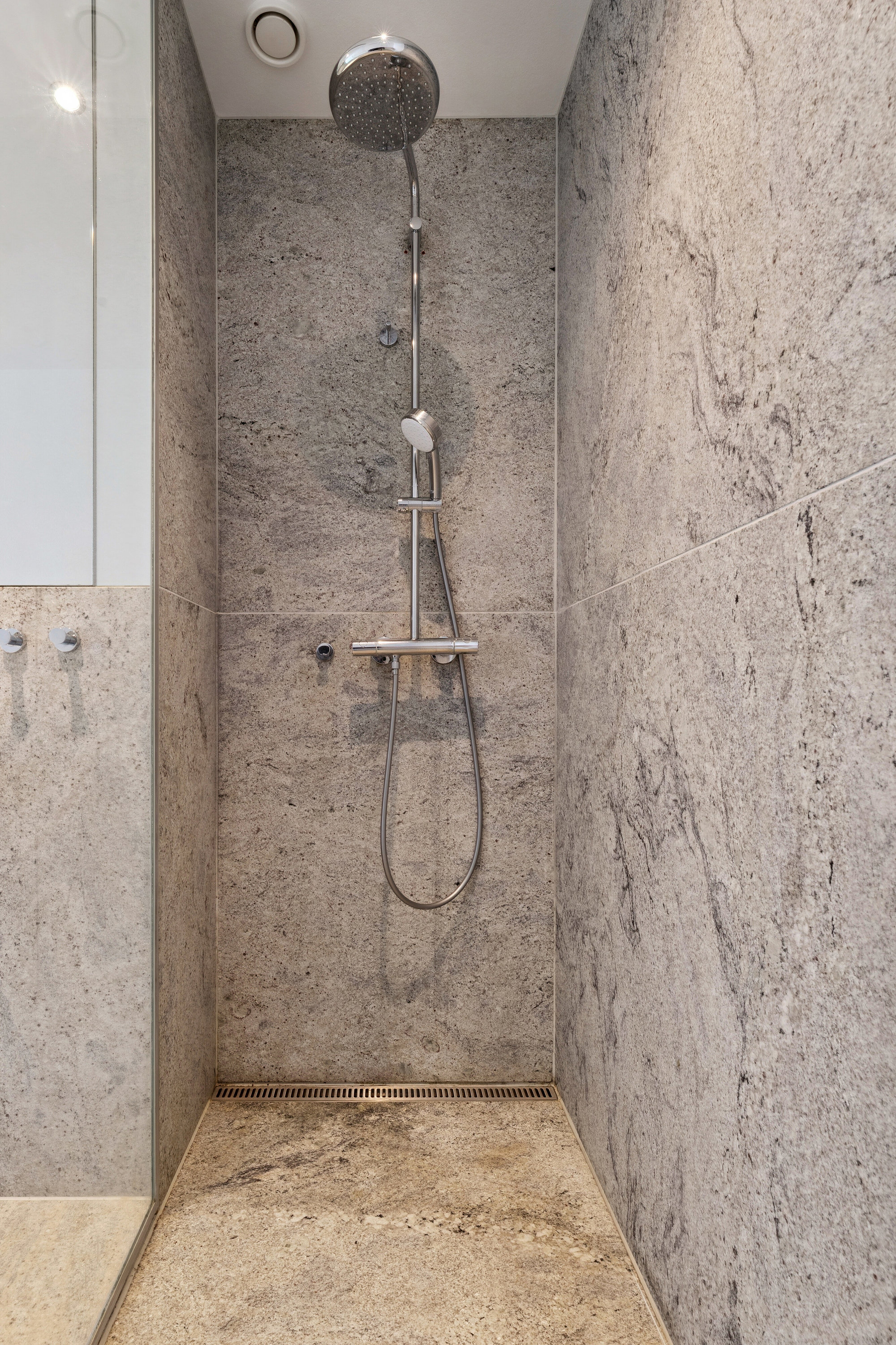 Fremhævet badeværelse billede i fuldskærmstilstand. Billede af Islands Brygge 79A, 3. 8., 2300 København S