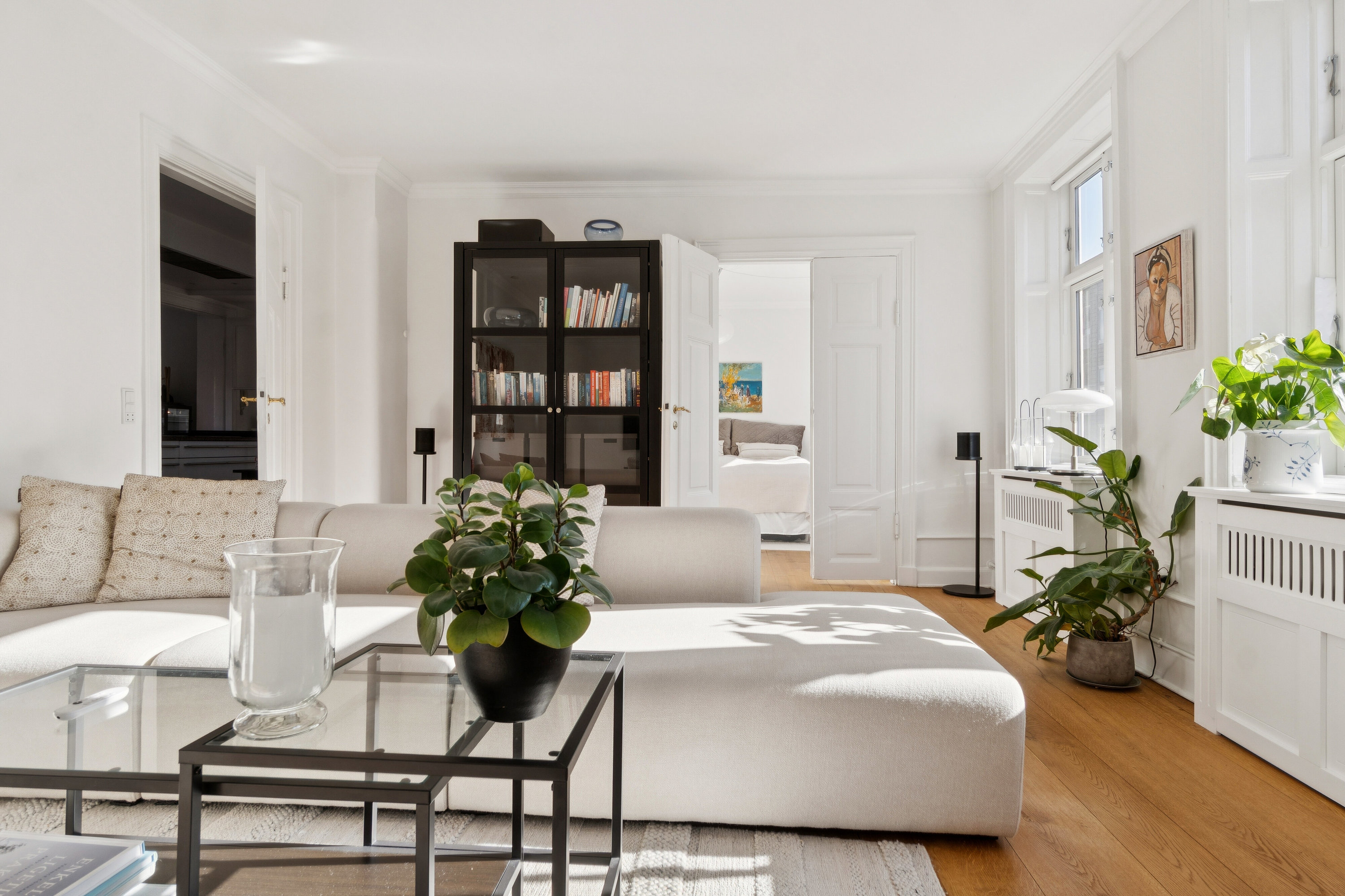 Fremhævet stue billede i fuldskærmstilstand. Billede af Djalma Lunds Gård 1, 4000 Roskilde