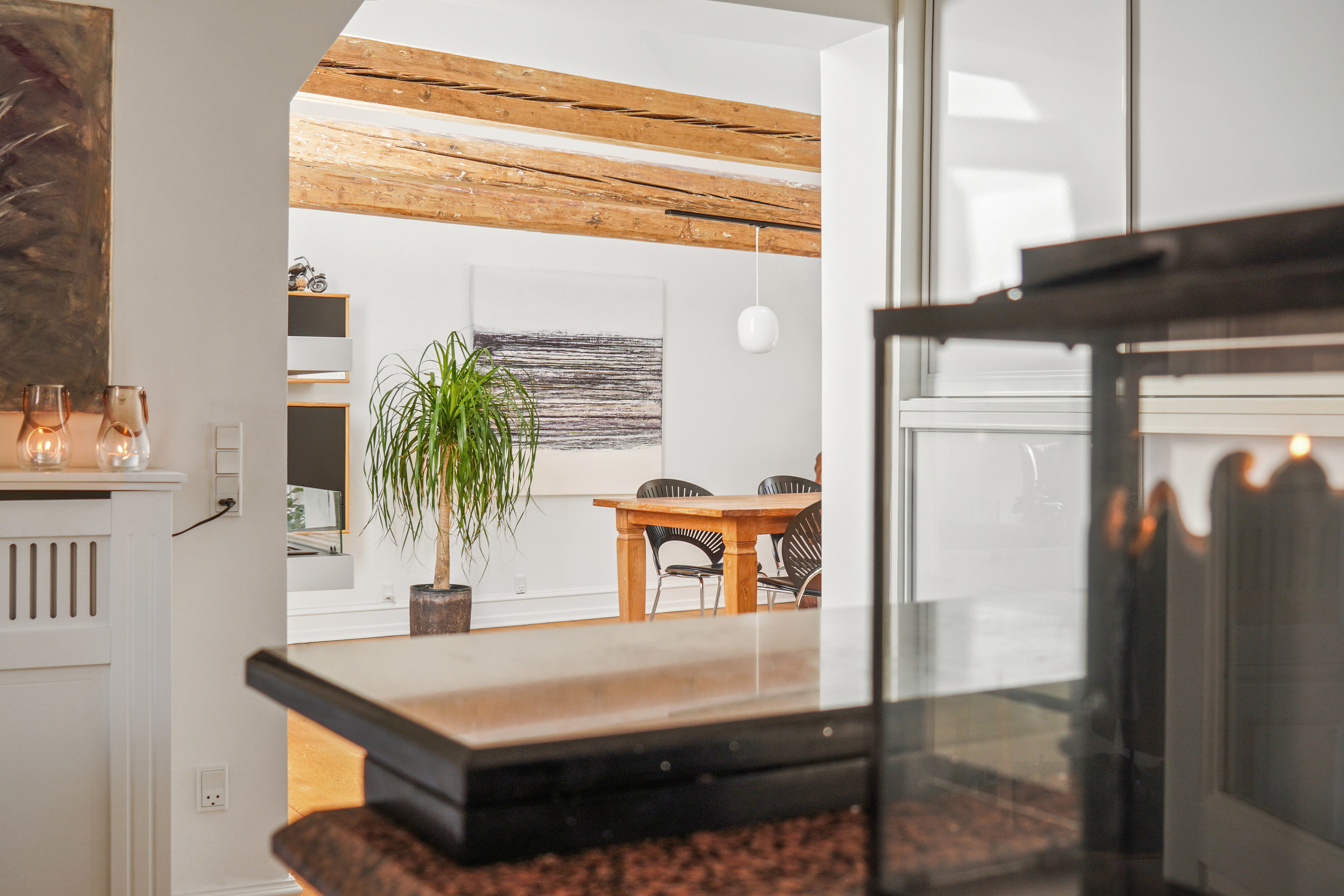 Fremhævet spisestue billede i fuldskærmstilstand. Billede af Djalma Lunds Gård 1, 4000 Roskilde