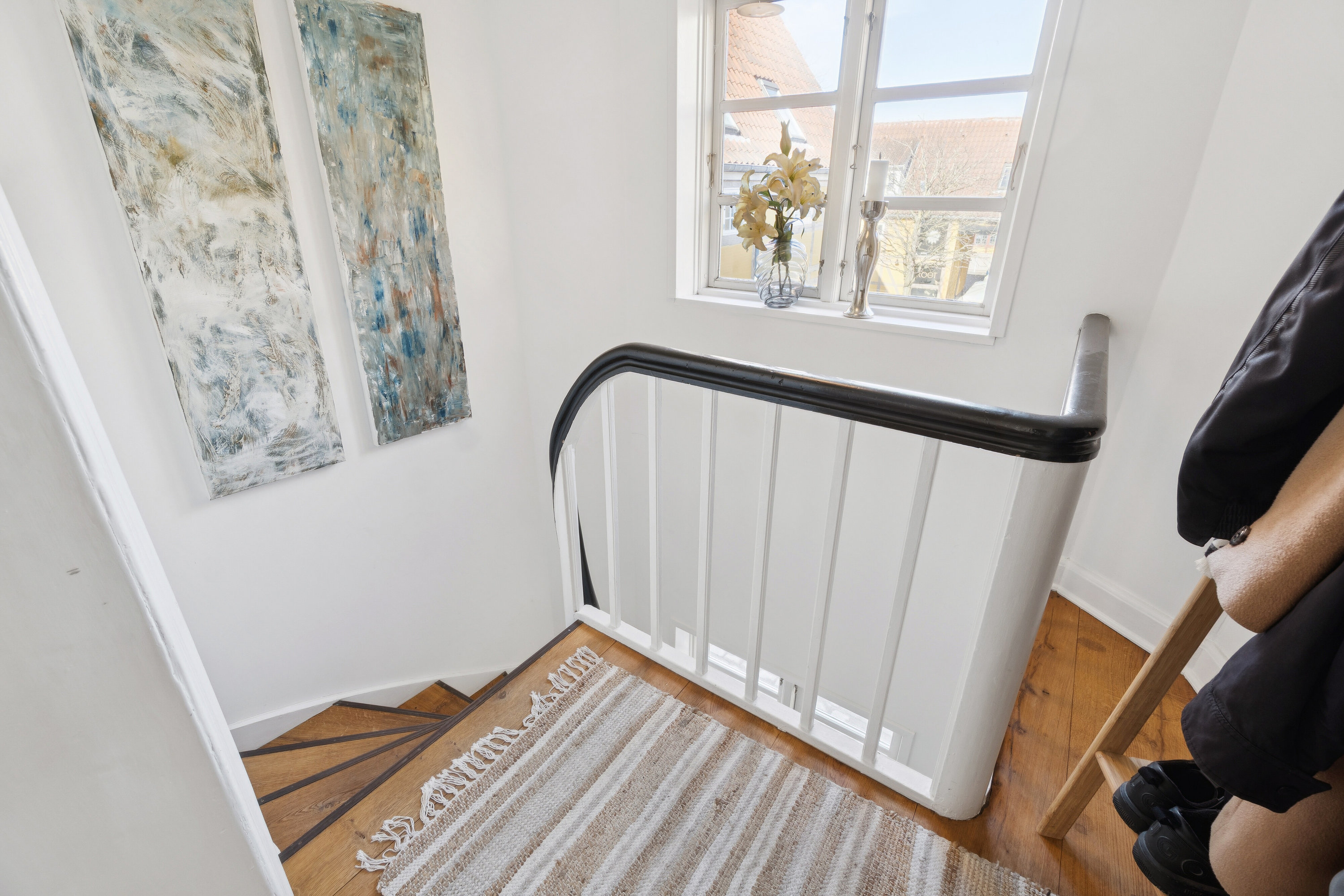 Fremhævet trappe billede i fuldskærmstilstand. Billede af Djalma Lunds Gård 1, 4000 Roskilde