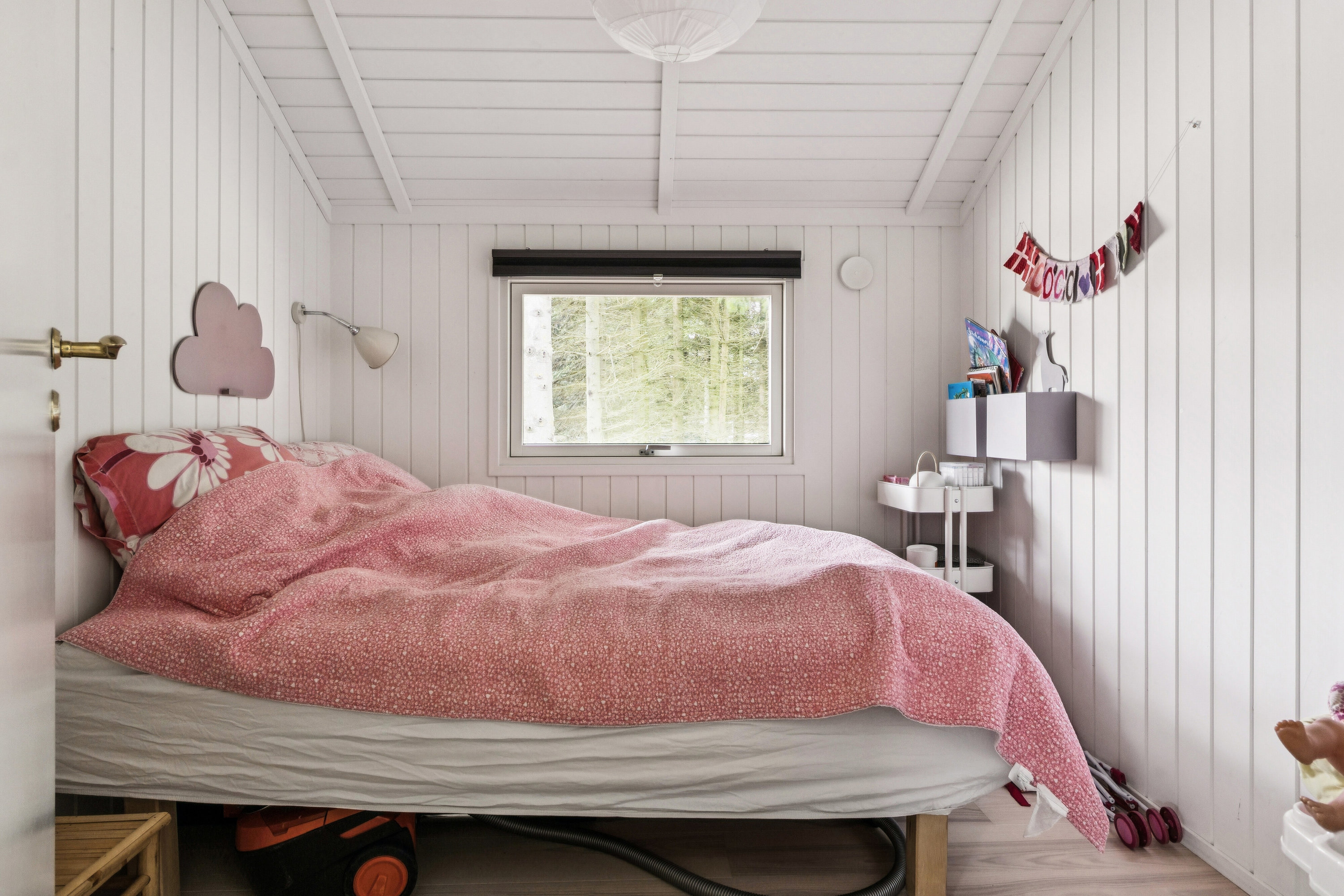 Fremhævet soveværelse billede i fuldskærmstilstand. Billede af Leifa Tværvej 9, 4550 Asnæs