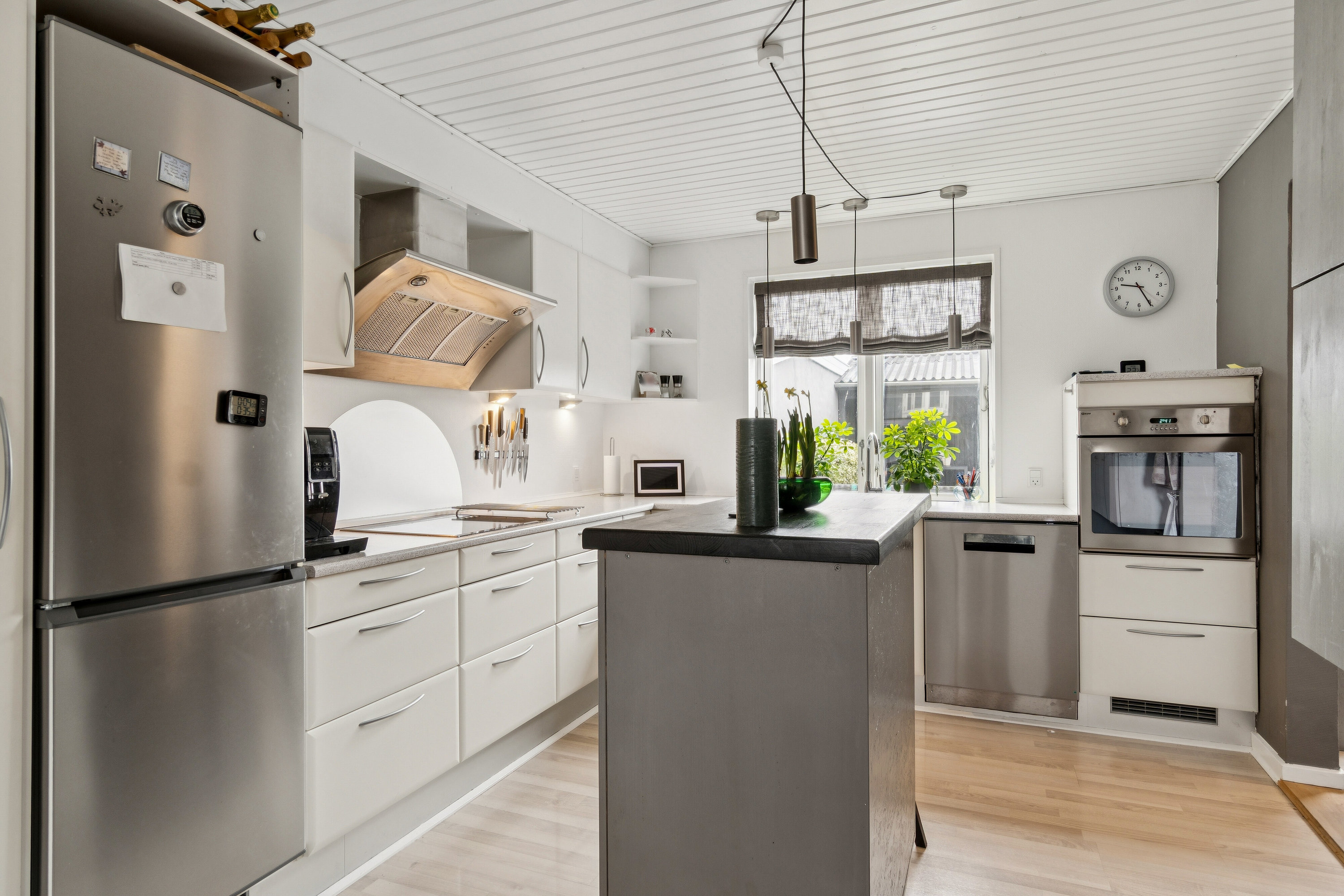 Fremhævet køkken billede i fuldskærmstilstand. Billede af Margrethevej 15B, 4400 Kalundborg