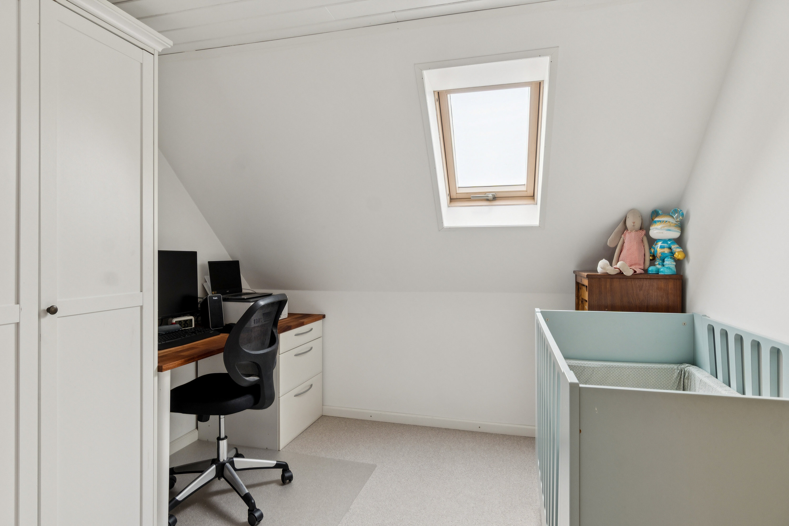 Fremhævet arbejdsværelse billede i fuldskærmstilstand. Billede af Margrethevej 15B, 4400 Kalundborg