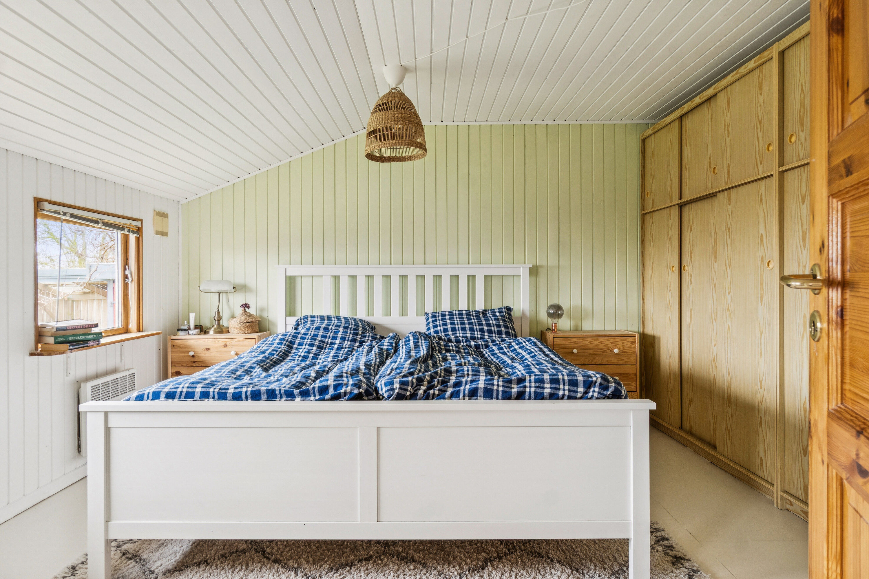 Fremhævet soveværelse billede i fuldskærmstilstand. Billede af Spættevej 5, St Kongsmark, 4200 Slagelse