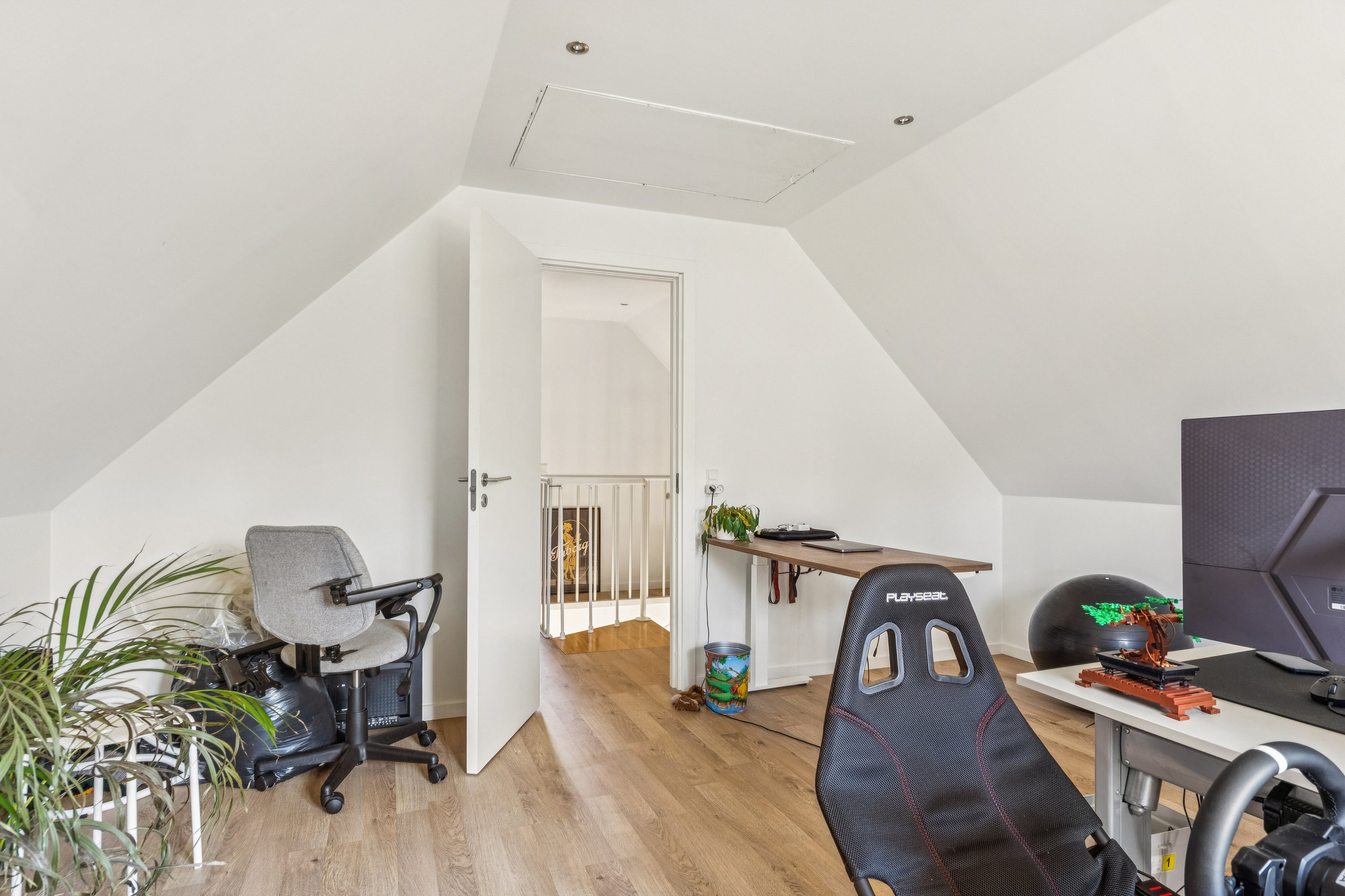 Fremhævet arbejdsværelse billede i fuldskærmstilstand. Billede af Sømosen 1, Sjørslev, 8620 Kjellerup