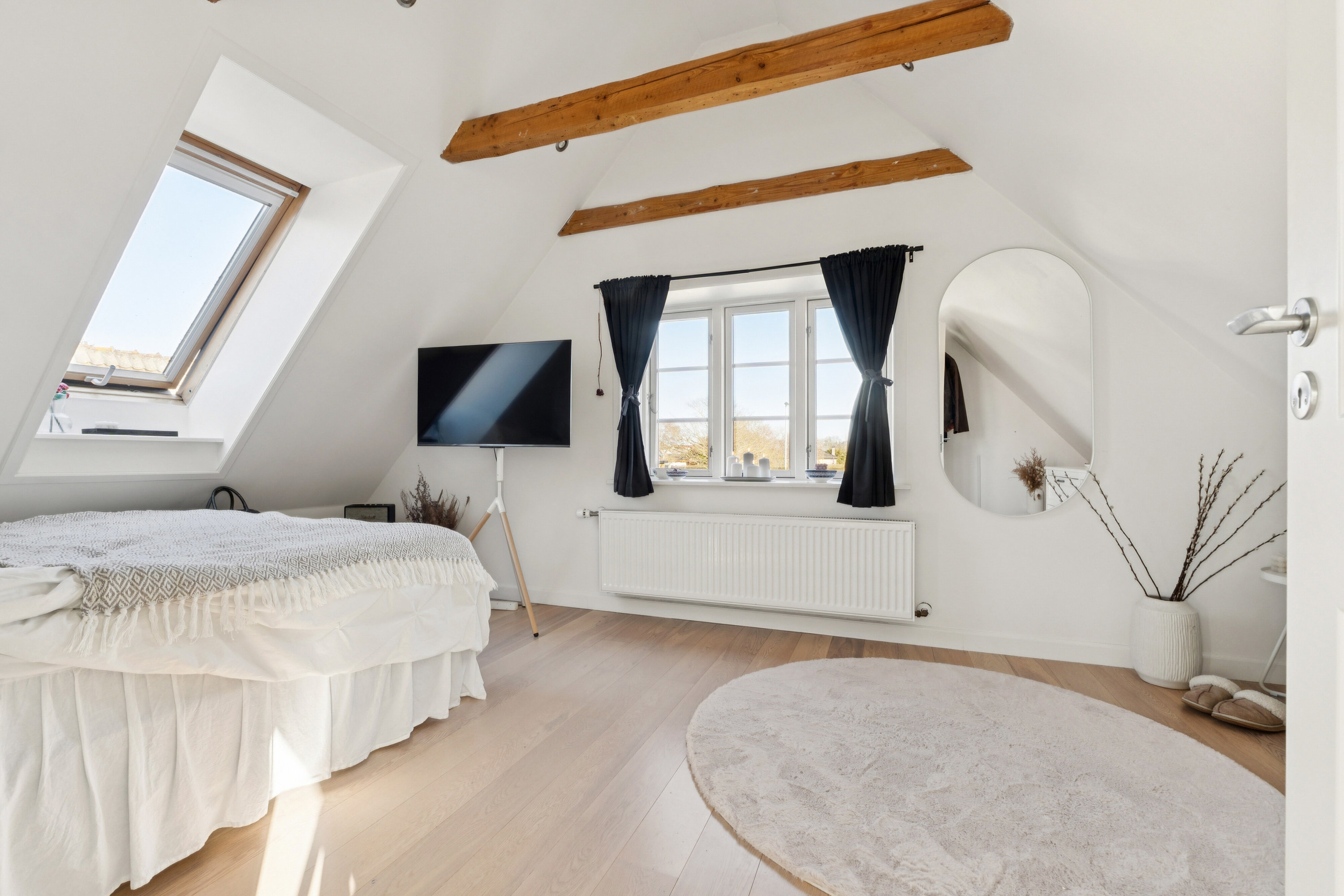 Fremhævet soveværelse billede i fuldskærmstilstand. Billede af Vågebjergvej 6, 5932 Humble