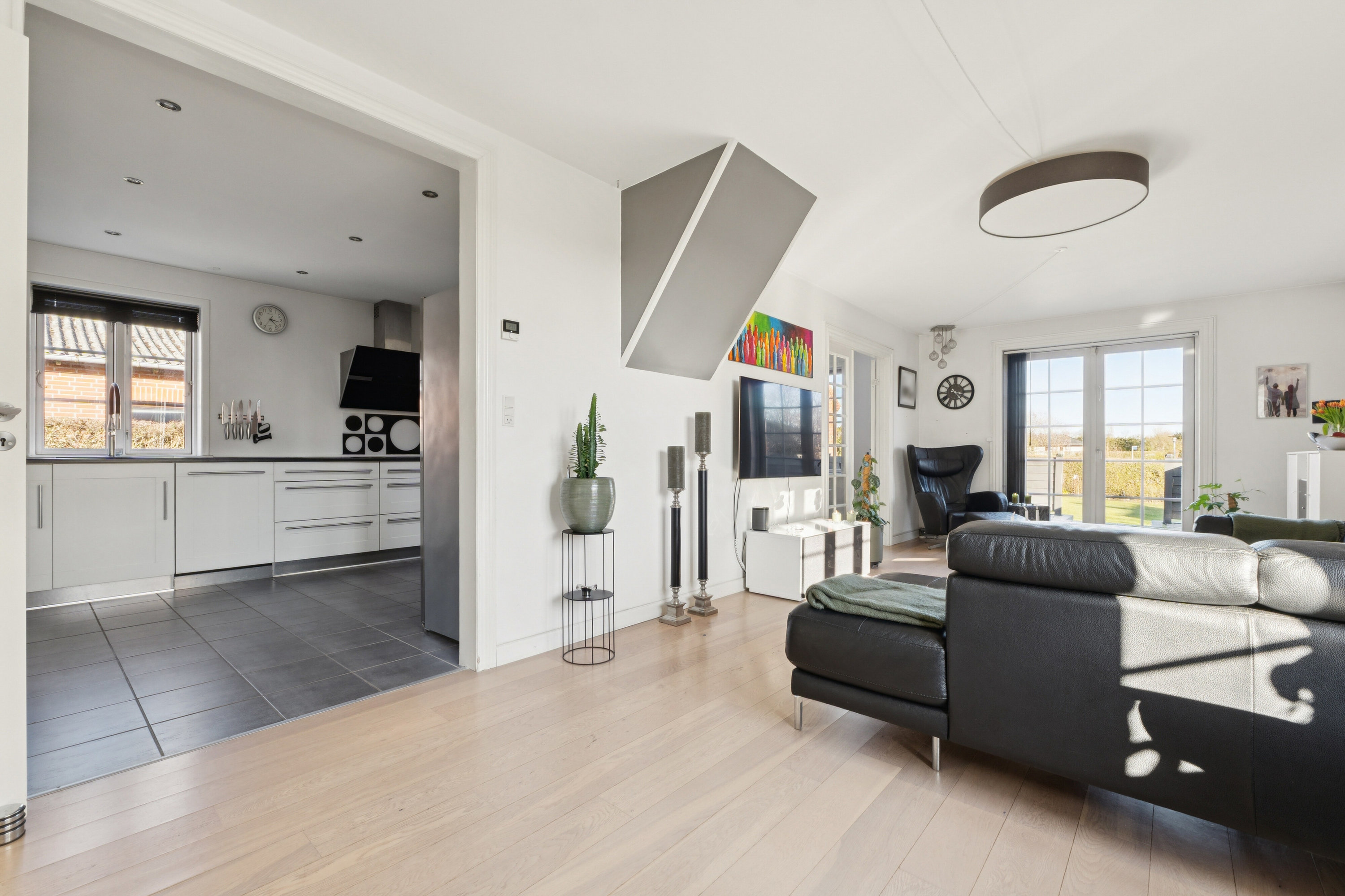 Fremhævet stue billede i fuldskærmstilstand. Billede af Vågebjergvej 6, 5932 Humble