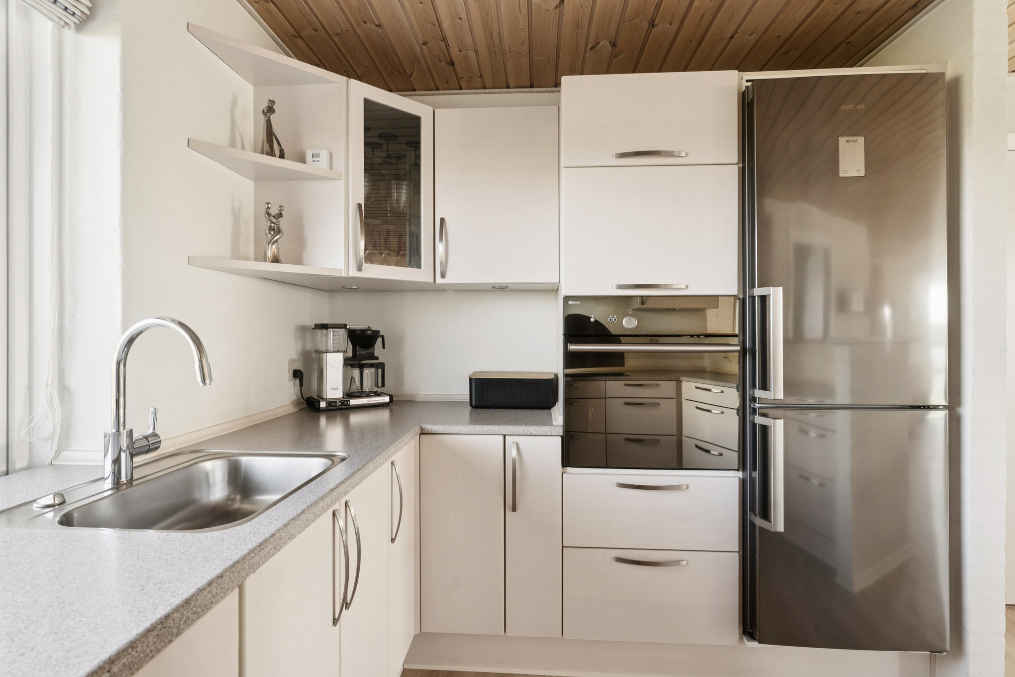 Fremhævet køkken billede i fuldskærmstilstand. Billede af Dådyrvej 6, 8960 Randers SØ