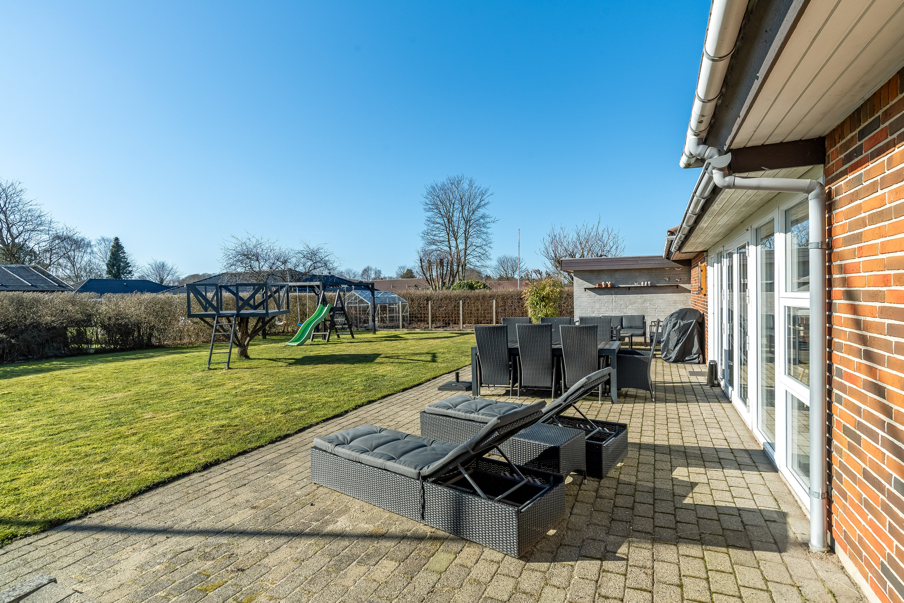 Fremhævet terrasse billede i fuldskærmstilstand. Billede af Slåenvej 150, Mejdal, 7500 Holstebro