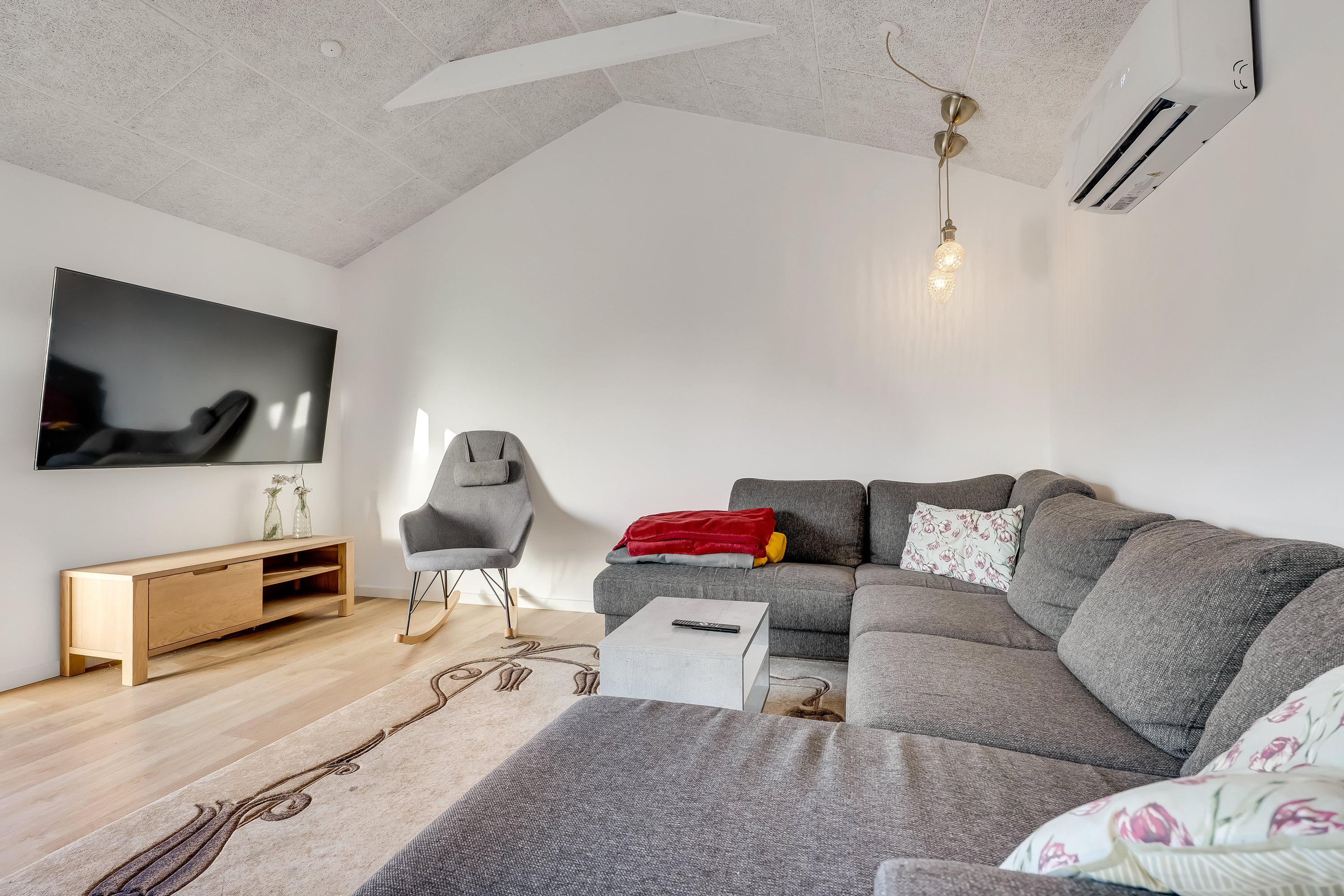 Fremhævet stue billede i fuldskærmstilstand. Billede af Askø Strandvig 231, 4942 Askø