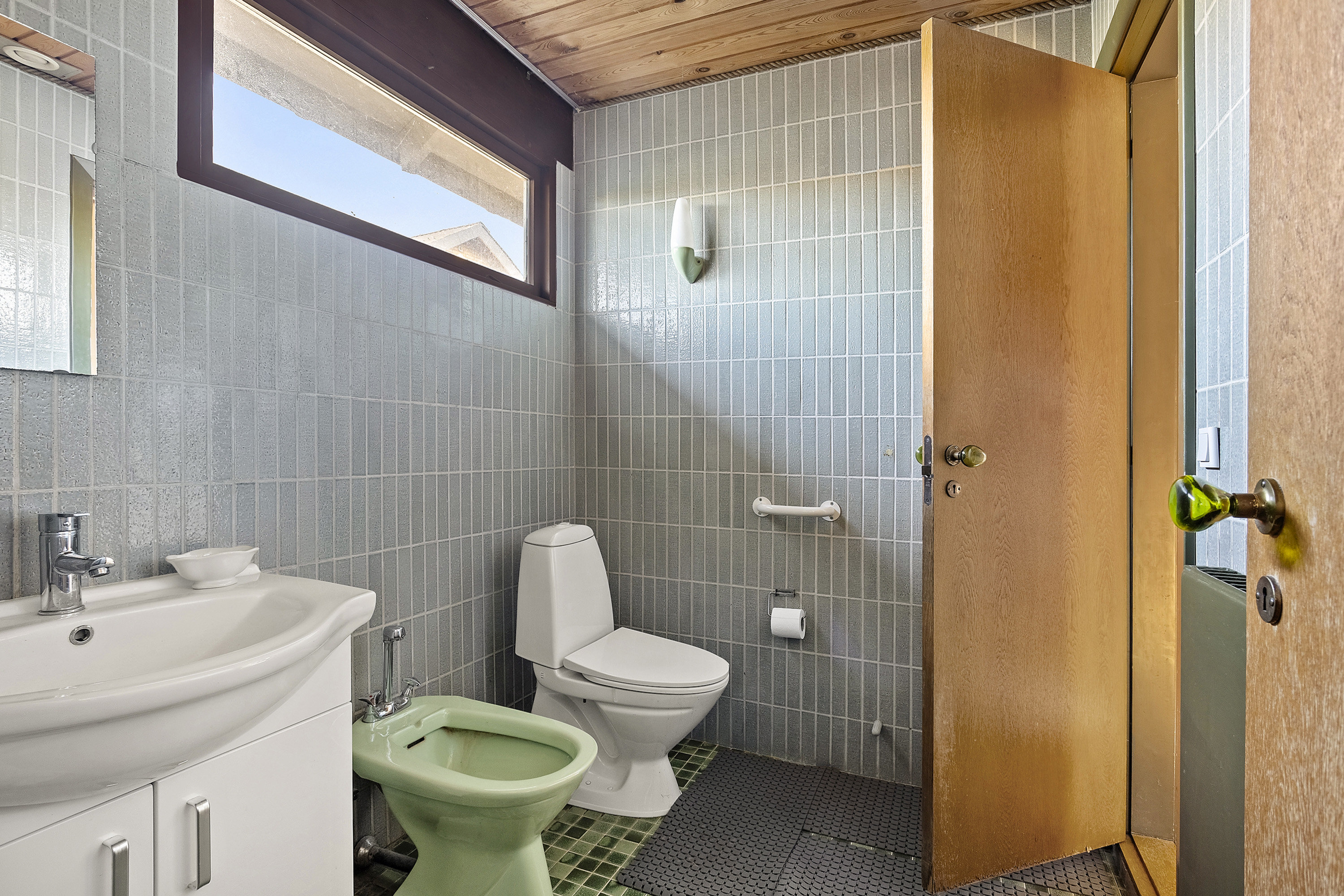 Fremhævet toilet billede i fuldskærmstilstand. Billede af Baldersvej 10, 6640 Lunderskov