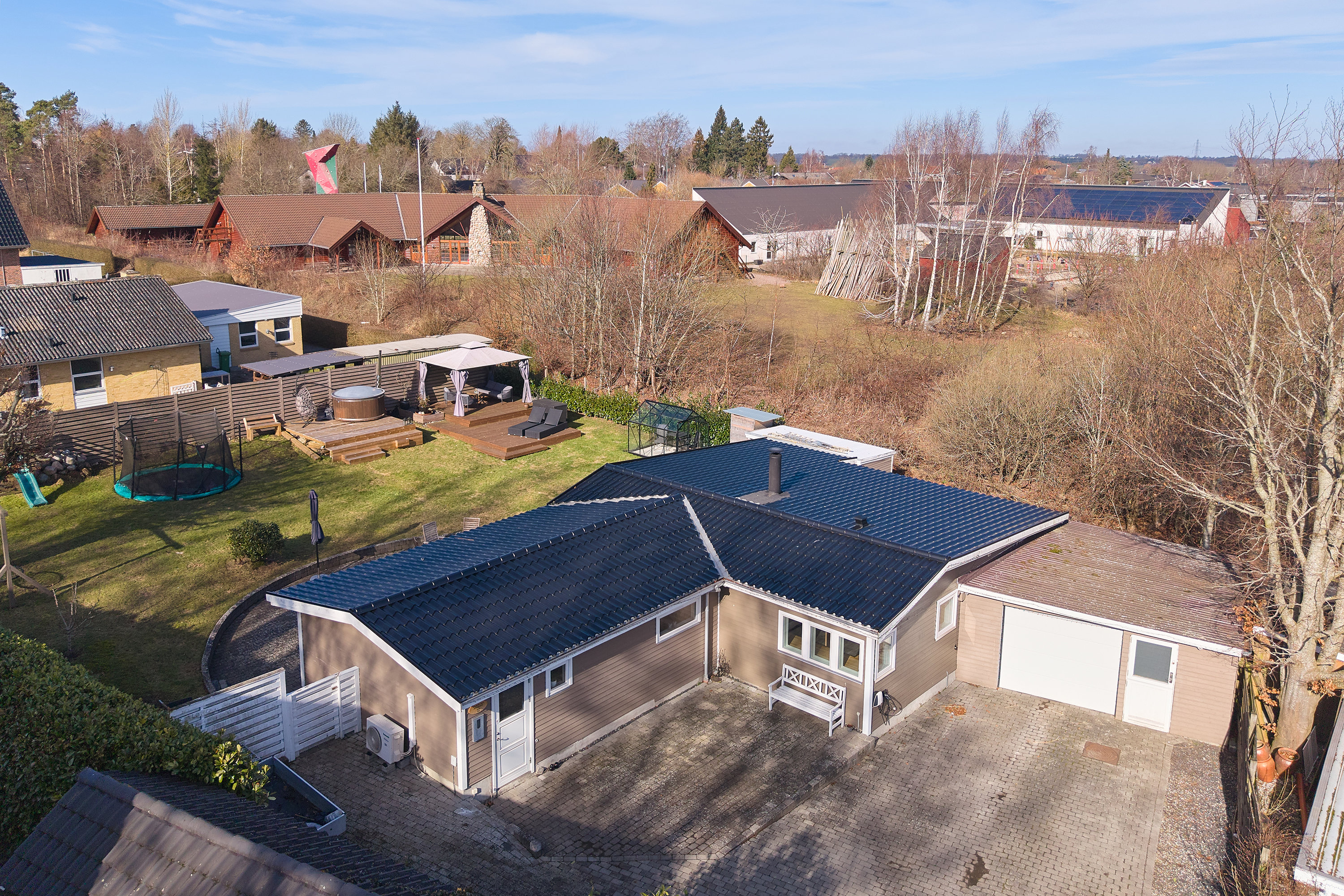 Fremhævet ejendommen billede i fuldskærmstilstand. Billede af Skovvej 25, 4040 Jyllinge