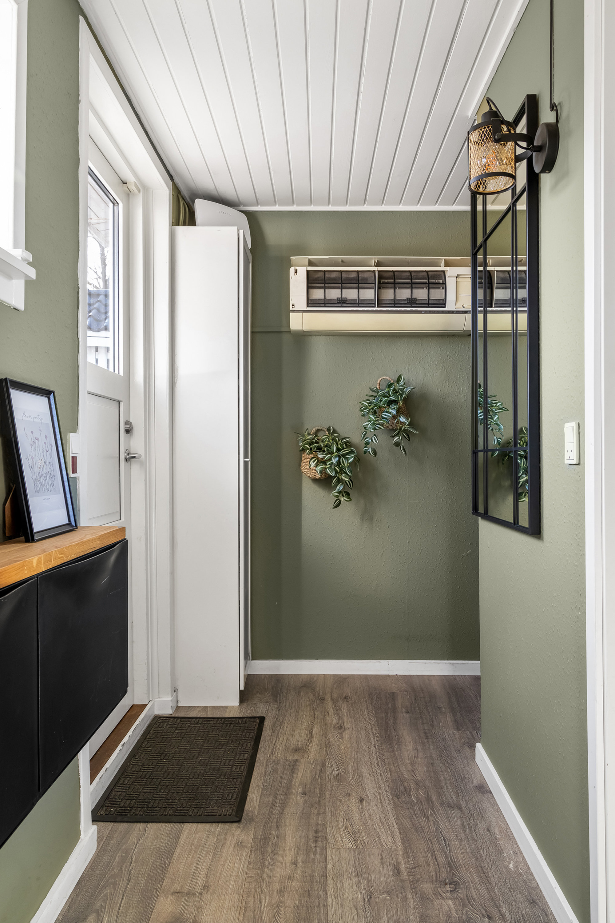 Fremhævet entré billede i fuldskærmstilstand. Billede af Skovvej 25, 4040 Jyllinge