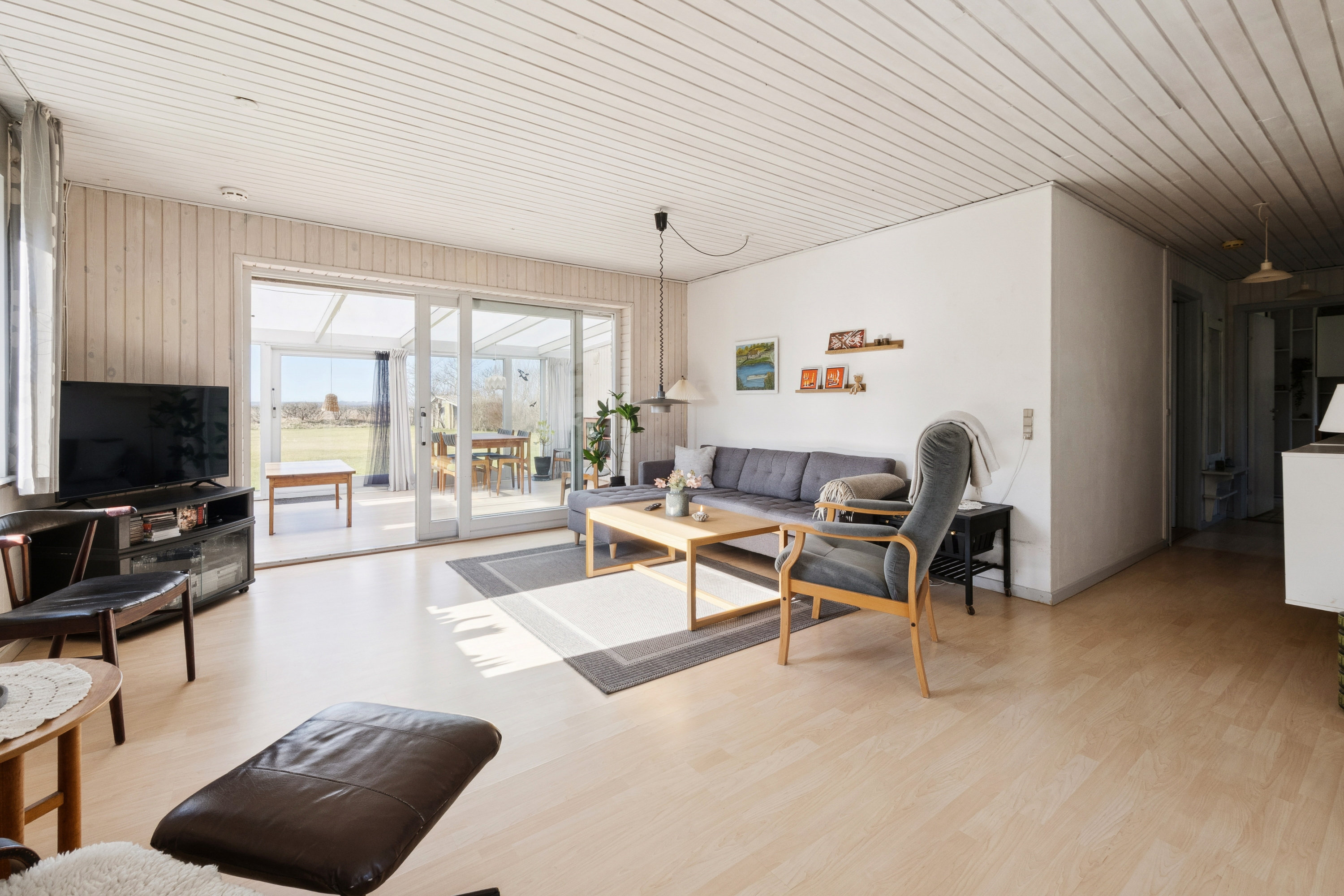 Fremhævet stue billede i fuldskærmstilstand. Billede af Ørndrupvej 83, Torp, 7960 Karby