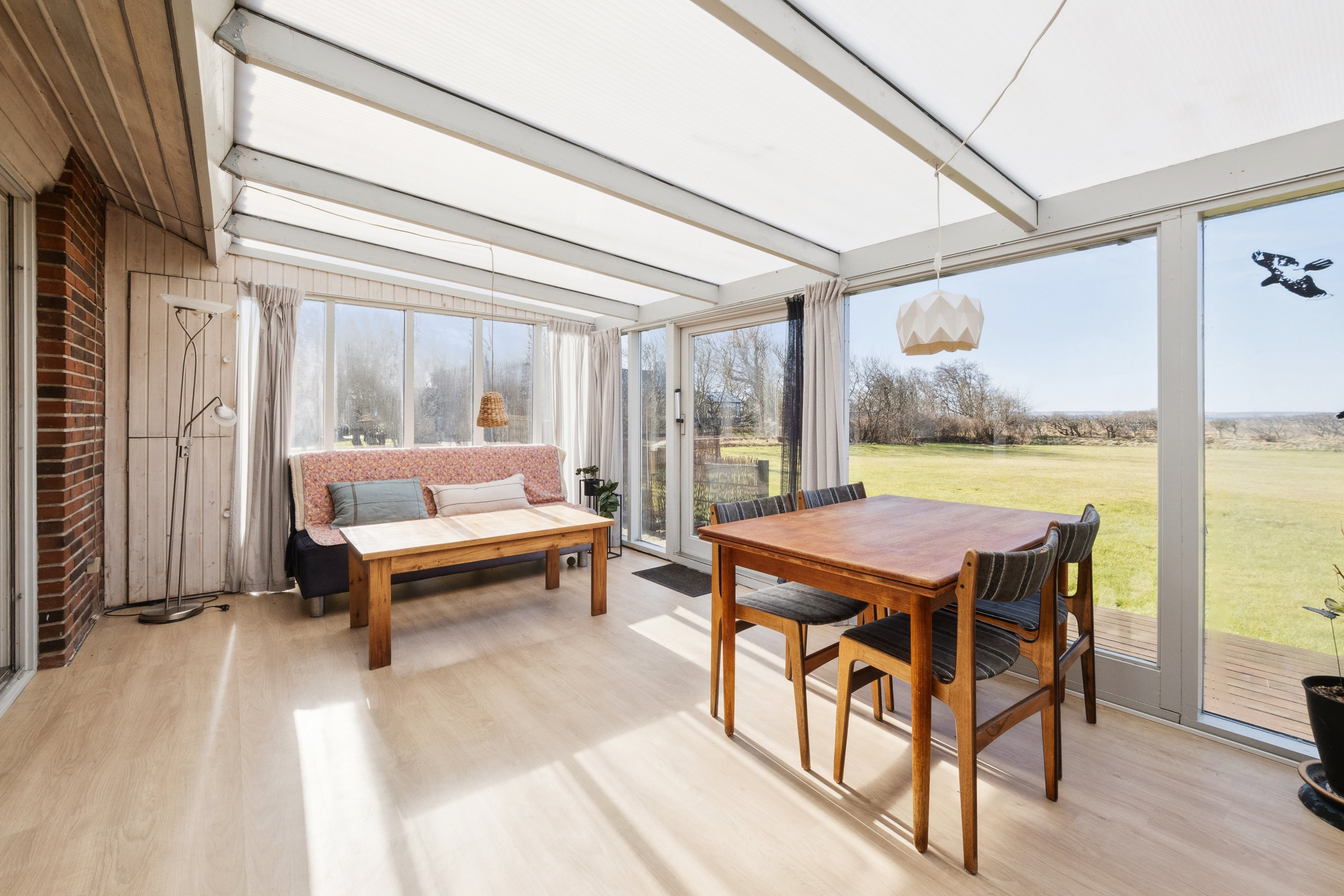 Fremhævet stue billede i fuldskærmstilstand. Billede af Ørndrupvej 83, Torp, 7960 Karby