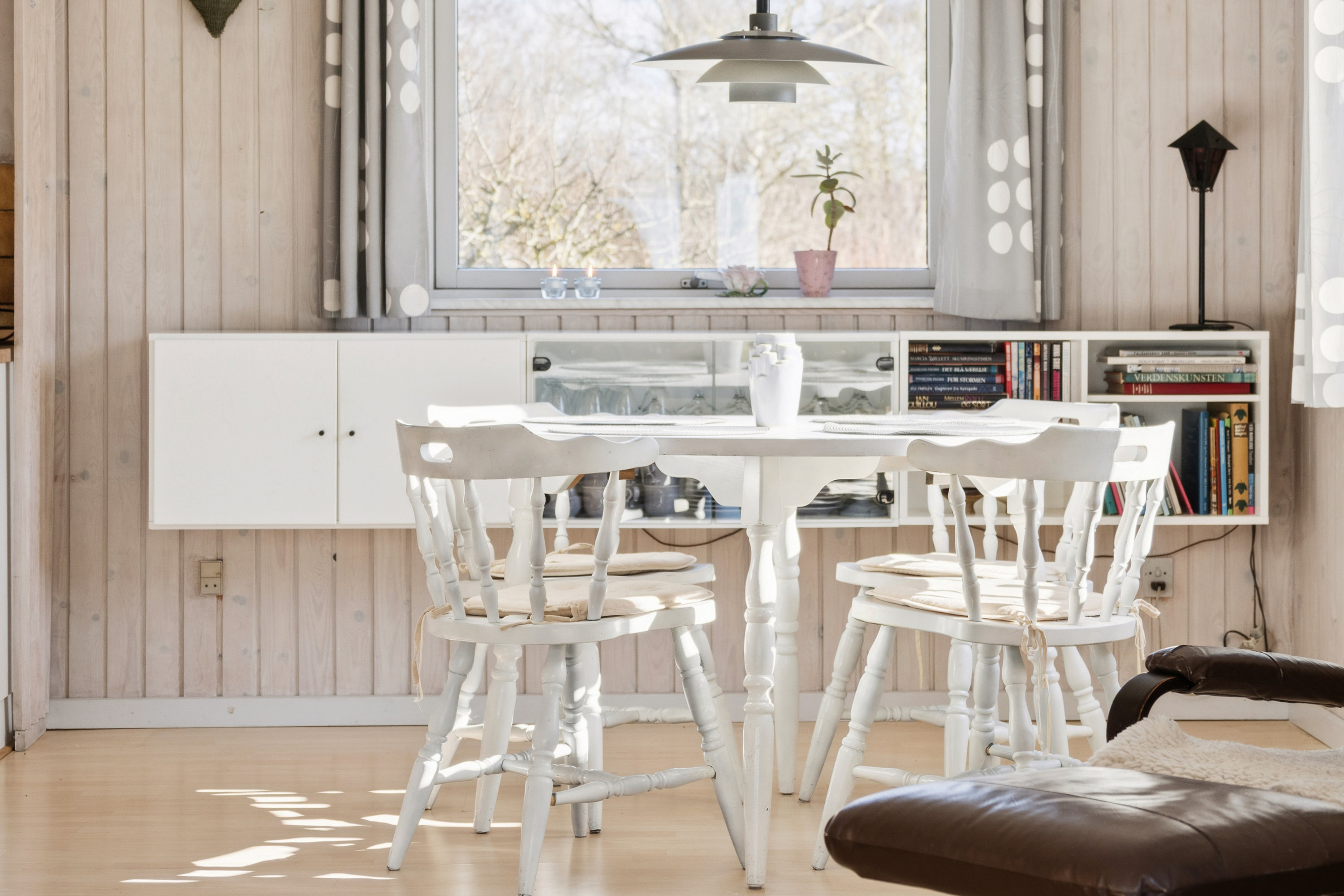 Fremhævet stue billede i fuldskærmstilstand. Billede af Ørndrupvej 83, Torp, 7960 Karby