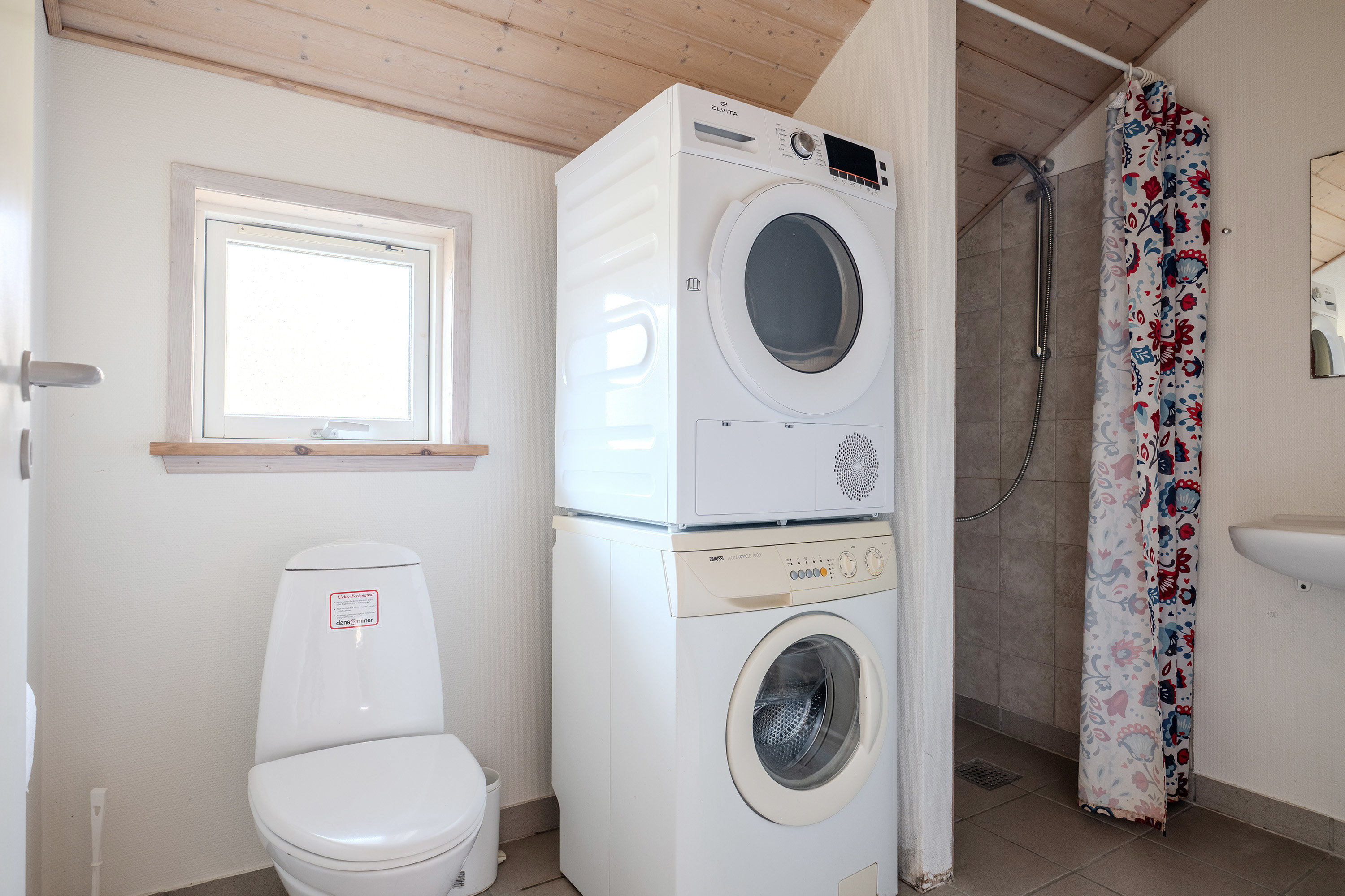 Fremhævet  billede i fuldskærmstilstand. Billede af Egernstien 6, Marielyst, 4873 Væggerløse