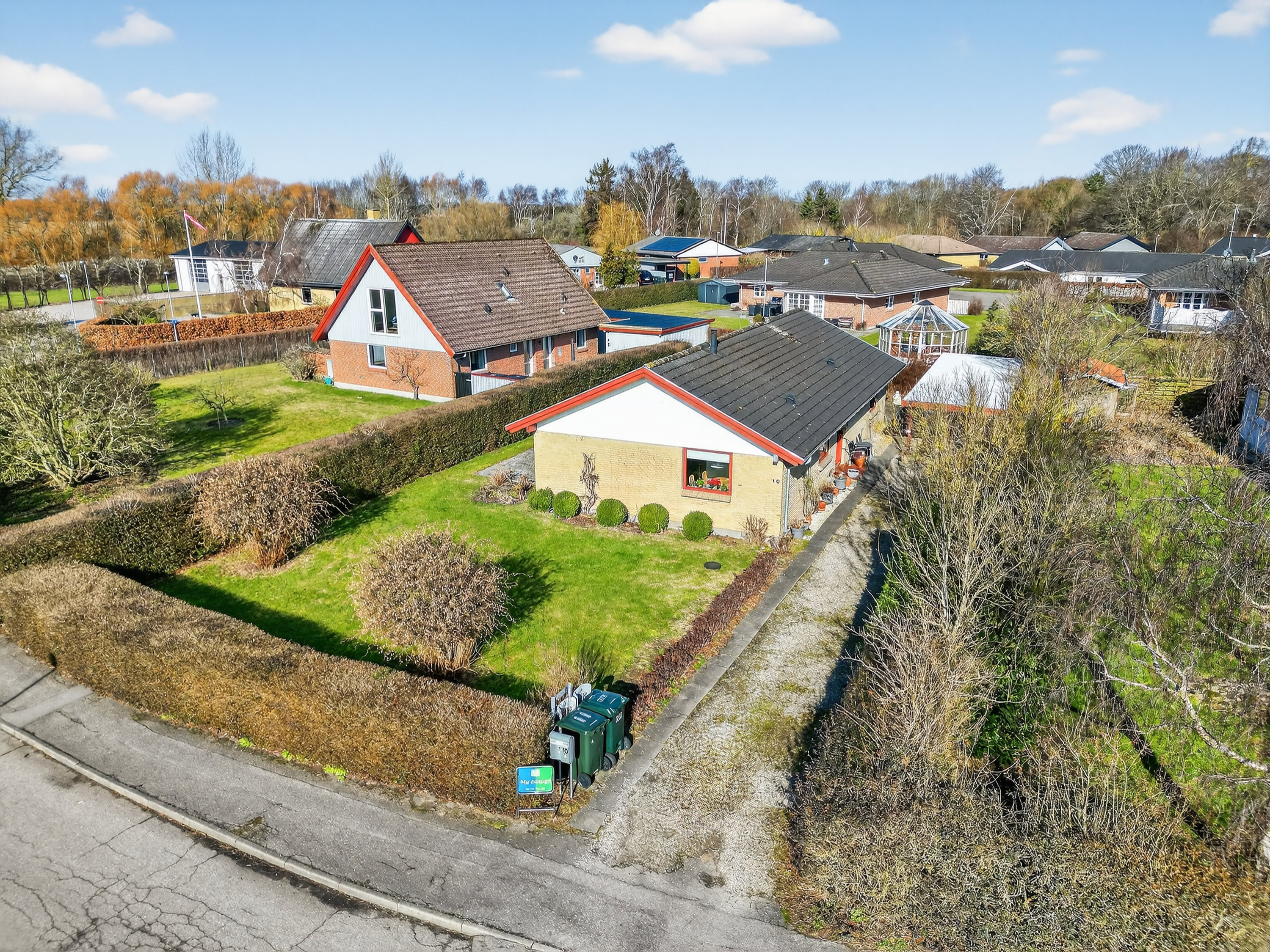 Fremhævet ejendommen billede i fuldskærmstilstand. Billede af Søgårdssvinget 10, Svinninge, 4572 Nørre Asmindrup