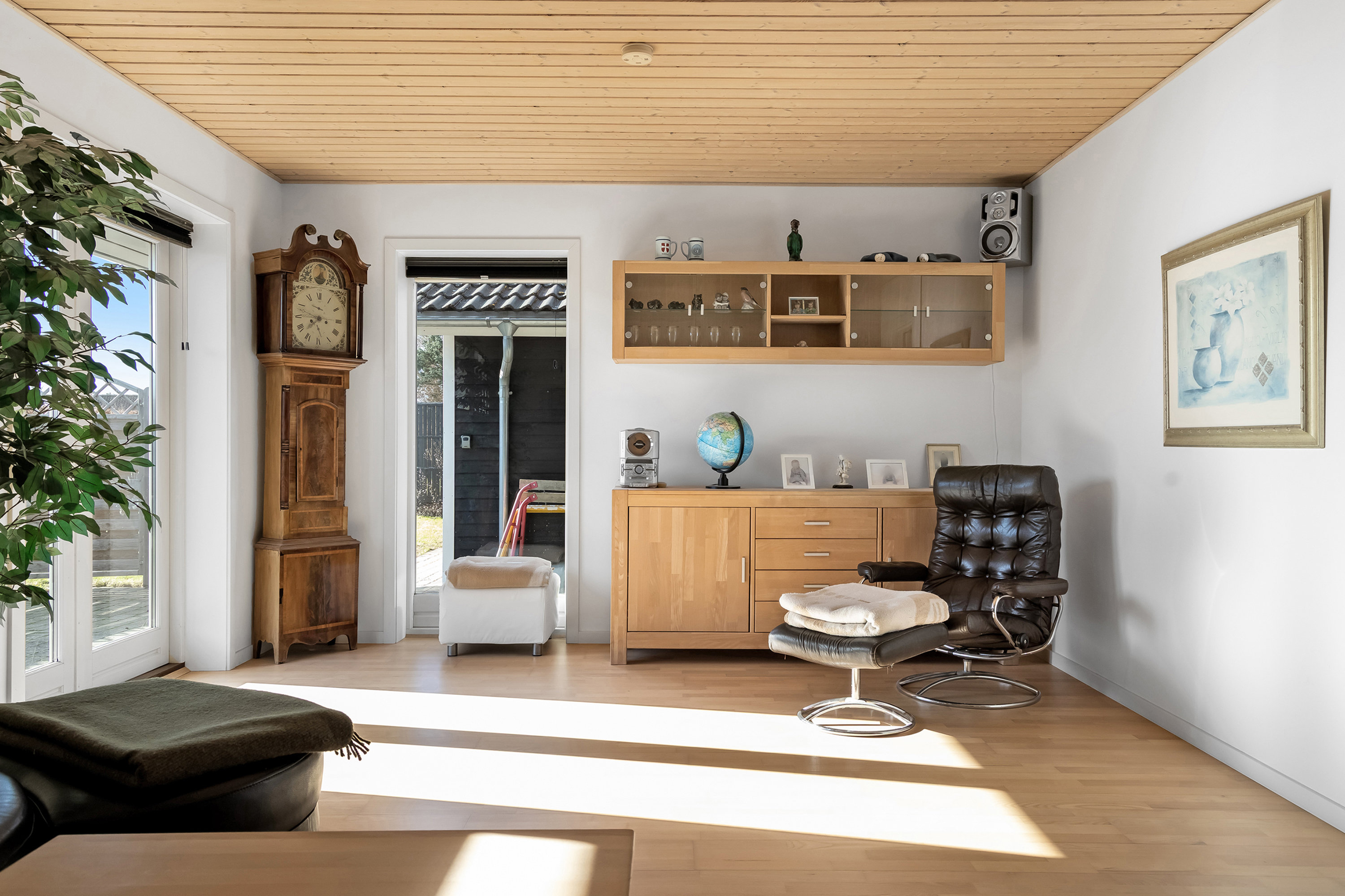 Fremhævet stue billede i fuldskærmstilstand. Billede af Lærkevej 34, 4040 Jyllinge