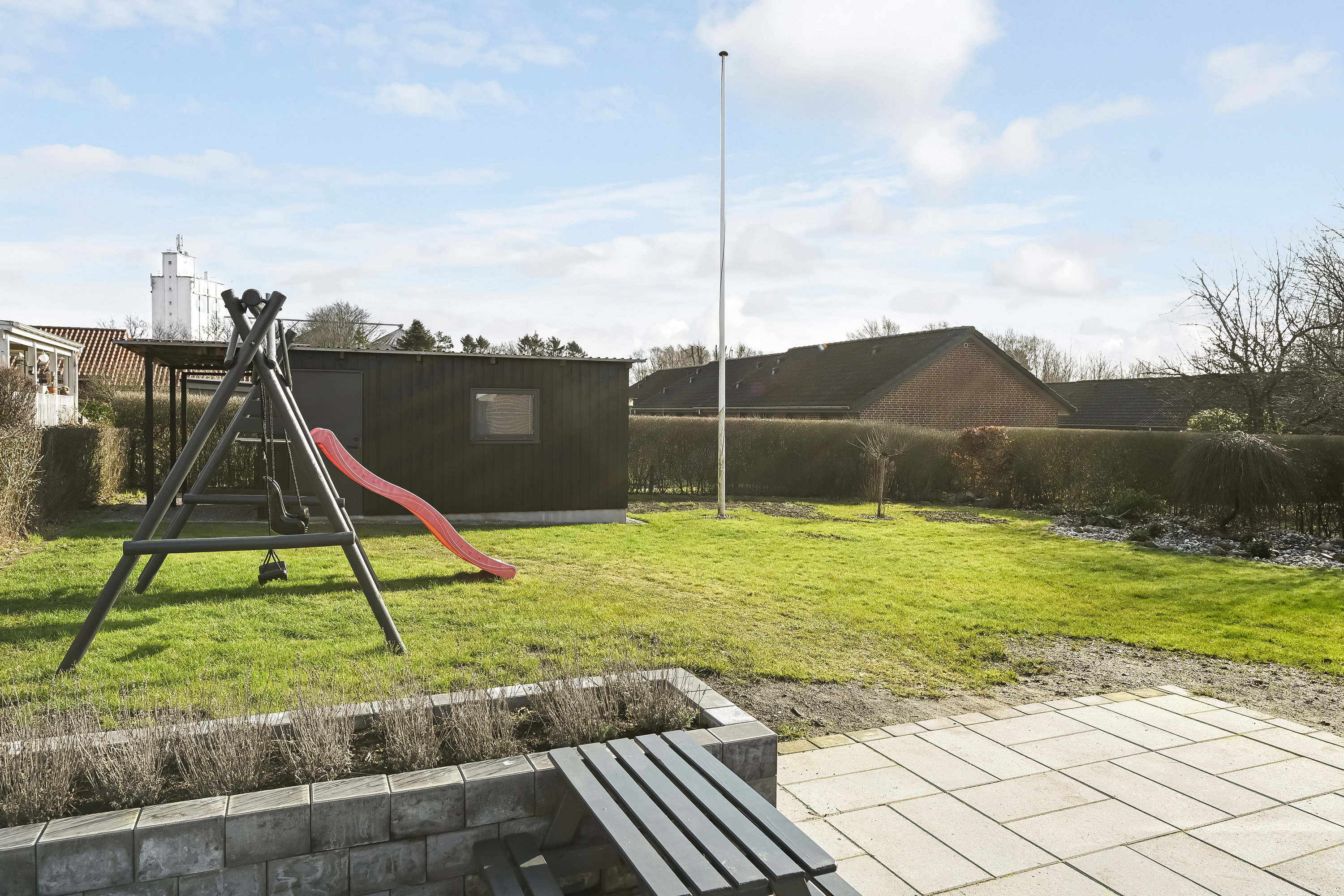 Fremhævet have billede i fuldskærmstilstand. Billede af Æblevej 7, 7250 Hejnsvig