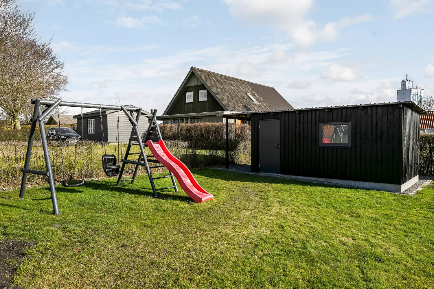 Fremhævet have billede i fuldskærmstilstand. Billede af Æblevej 7, 7250 Hejnsvig