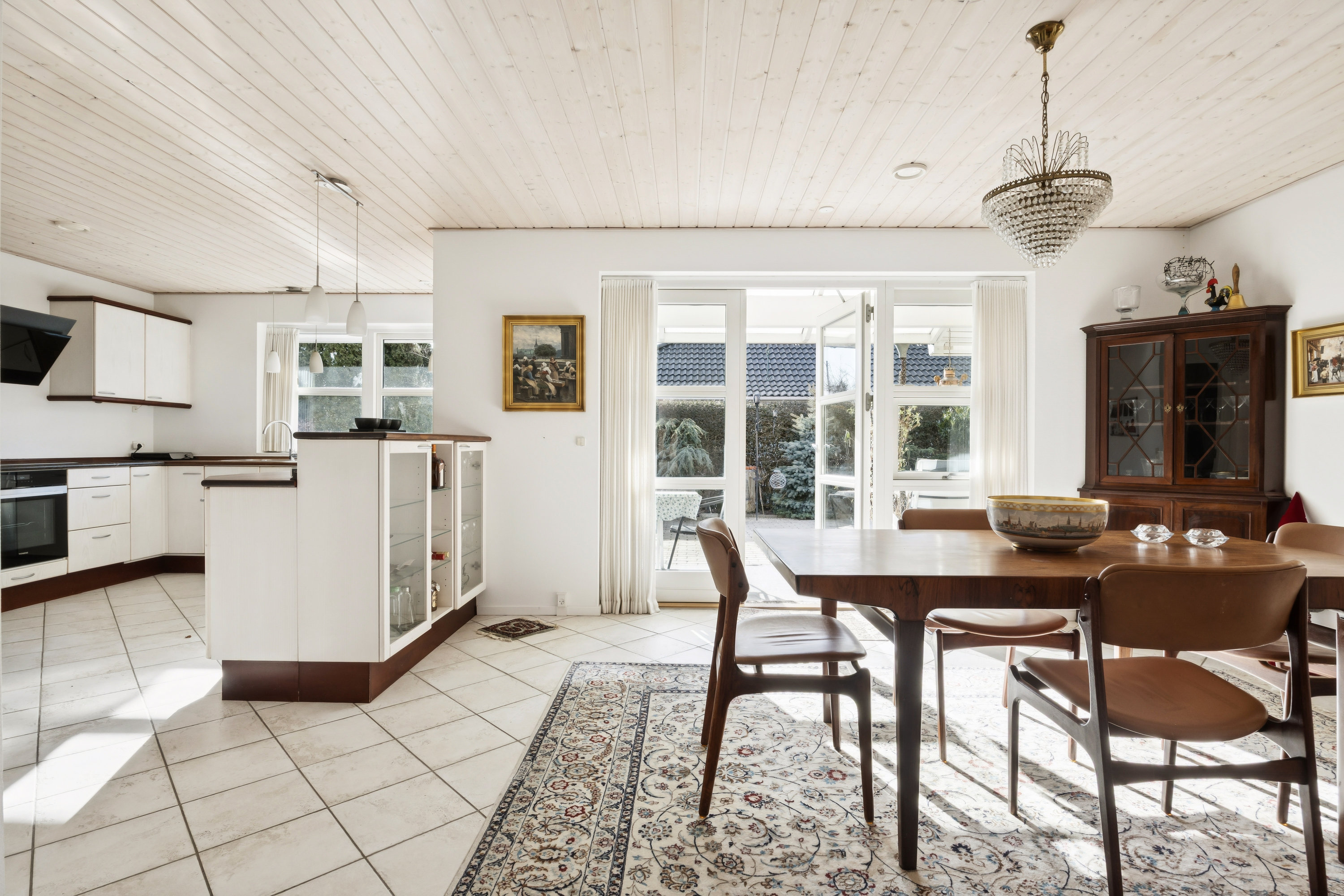 Fremhævet stue billede i fuldskærmstilstand. Billede af Porsvej 5, 2670 Greve