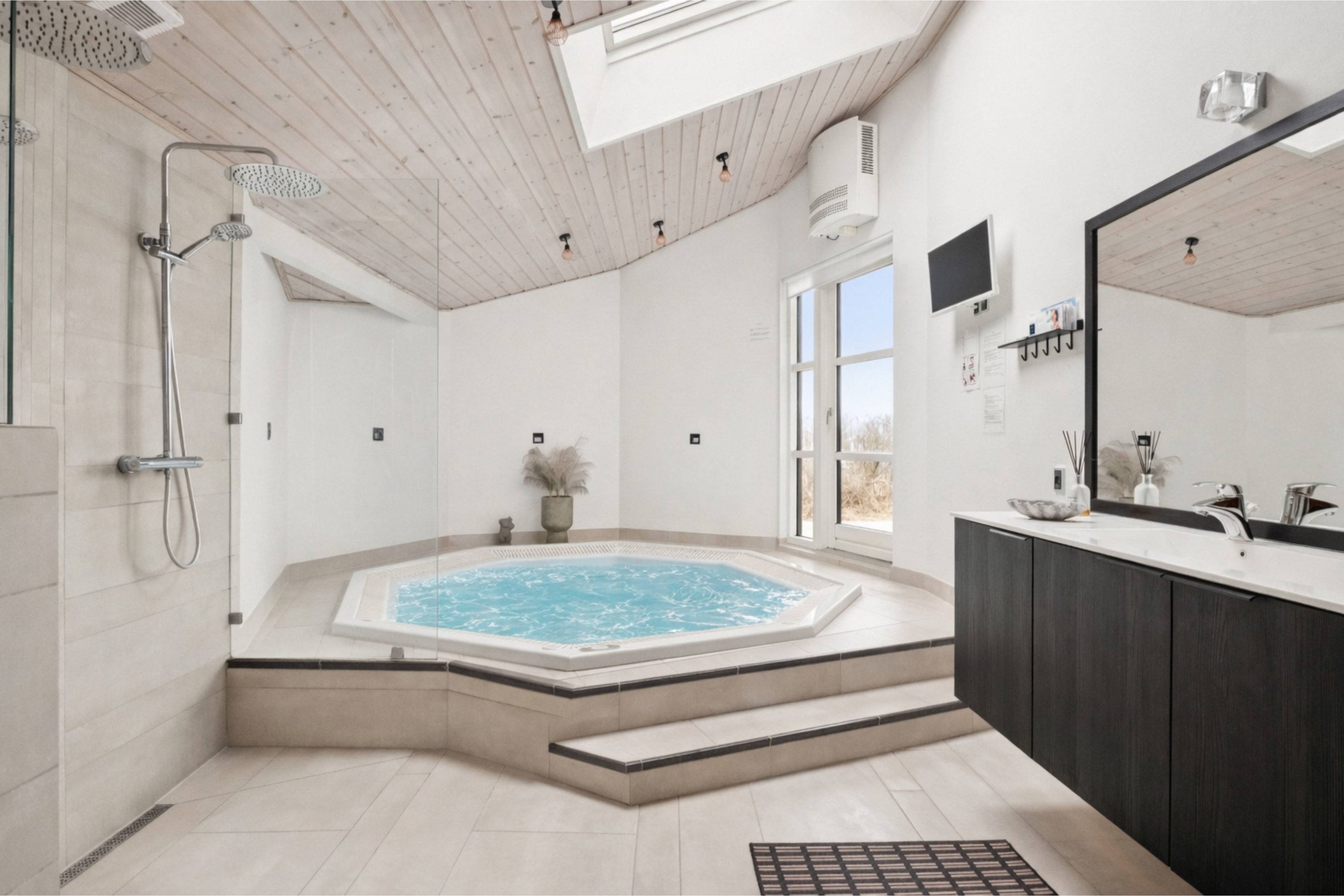 Fremhævet  billede i fuldskærmstilstand. Billede af Augustvej 6, Skal Klit, 9800 Hjørring