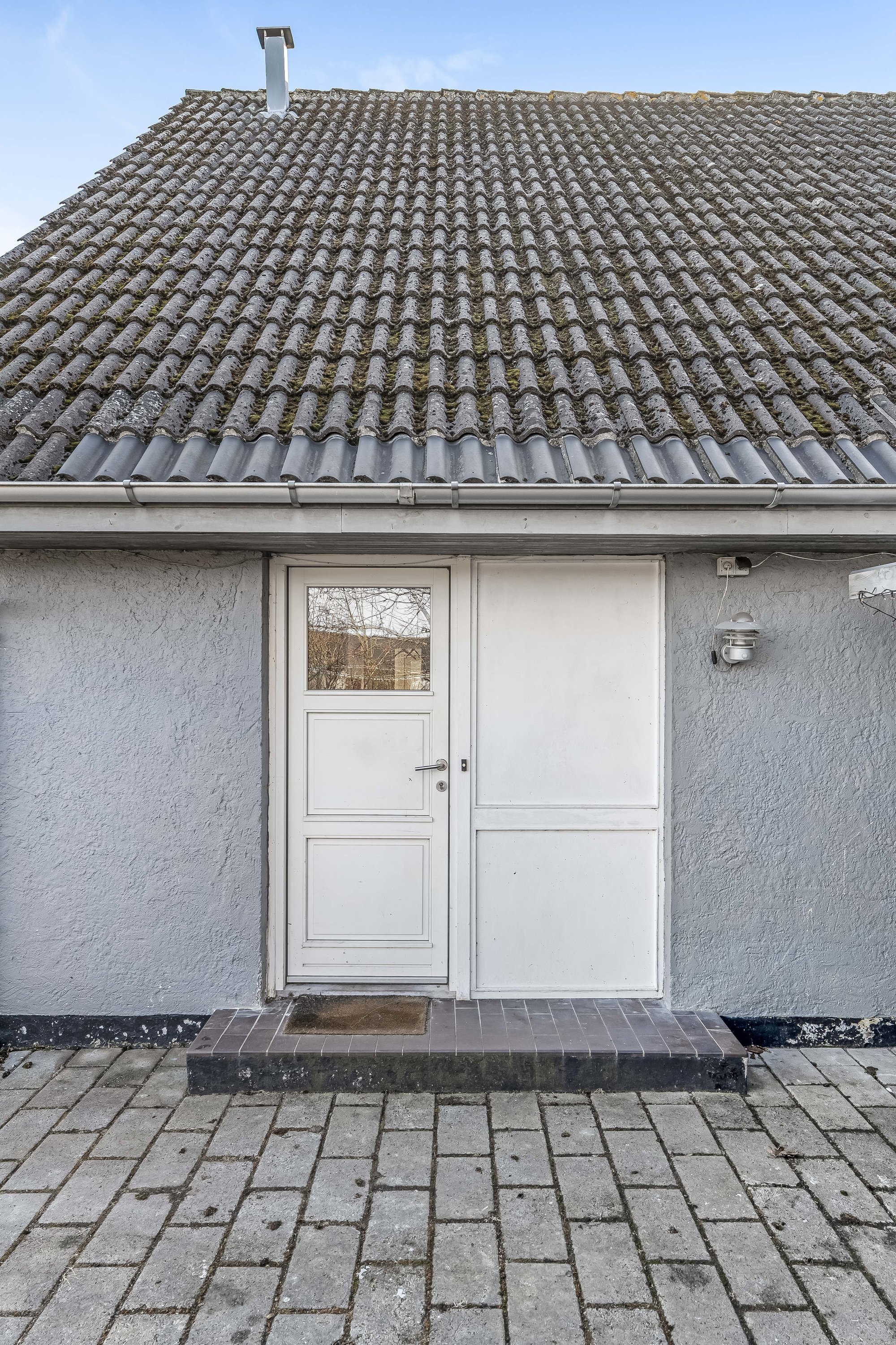 Fremhævet facade billede i fuldskærmstilstand. Billede af Kurreholmvej 12, 3330 Gørløse