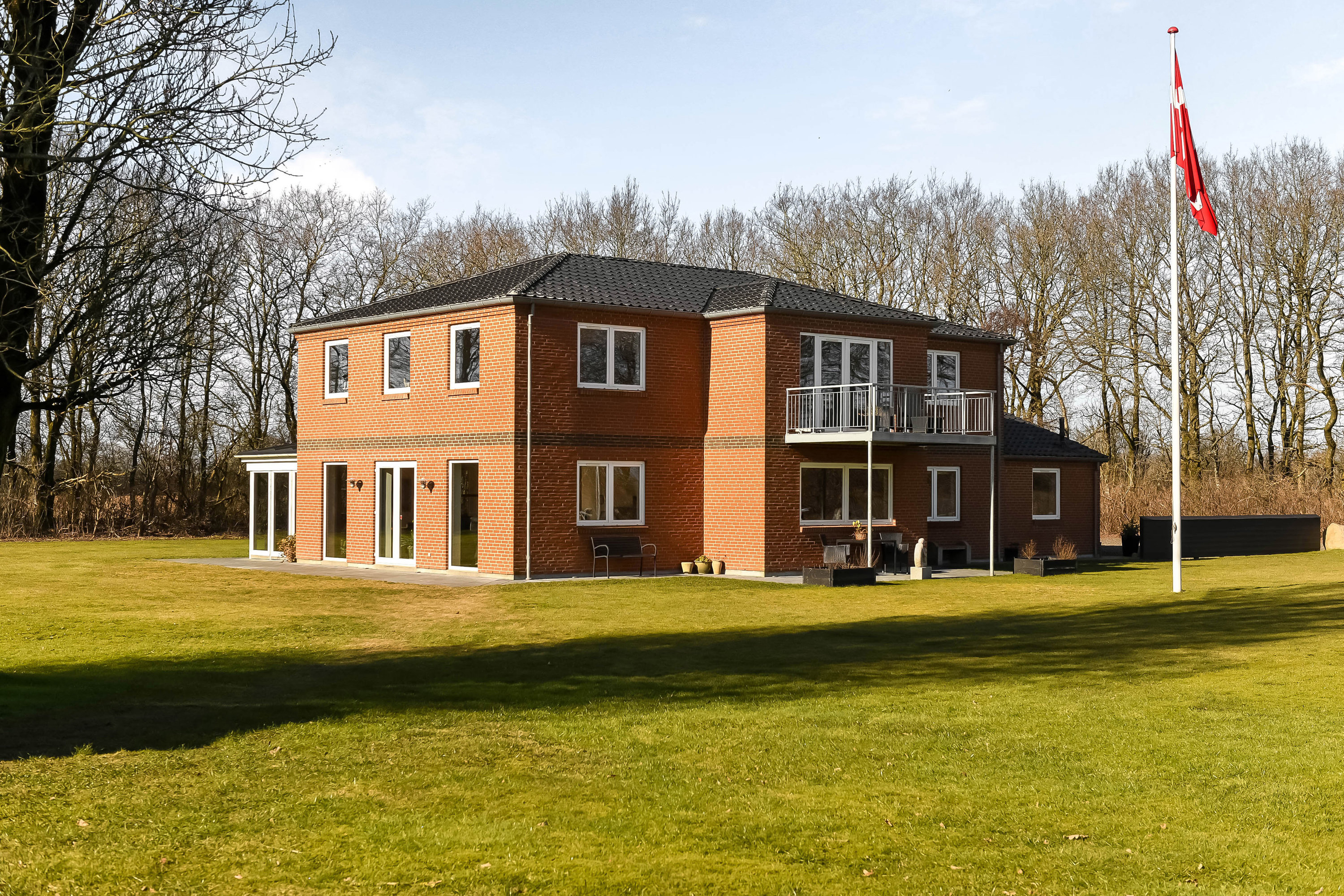 Fremhævet ejendommen billede i fuldskærmstilstand. Billede af Nørremarksvej 9, Krogager Mk, 7200 Grindsted