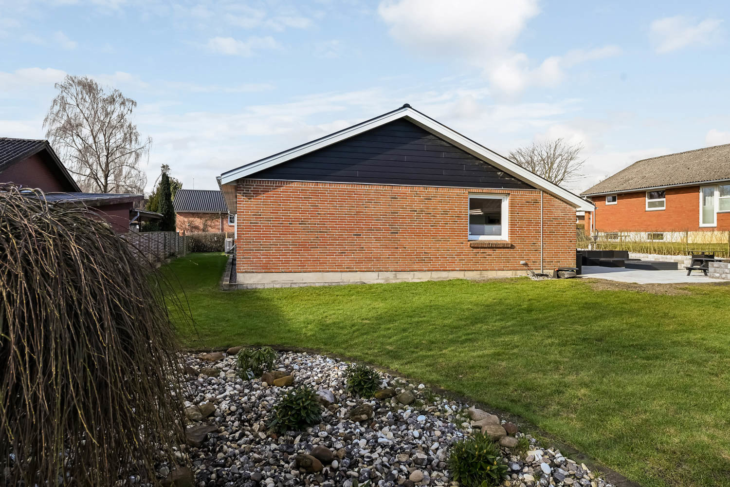 Fremhævet ejendommen billede i fuldskærmstilstand. Billede af Æblevej 7, 7250 Hejnsvig