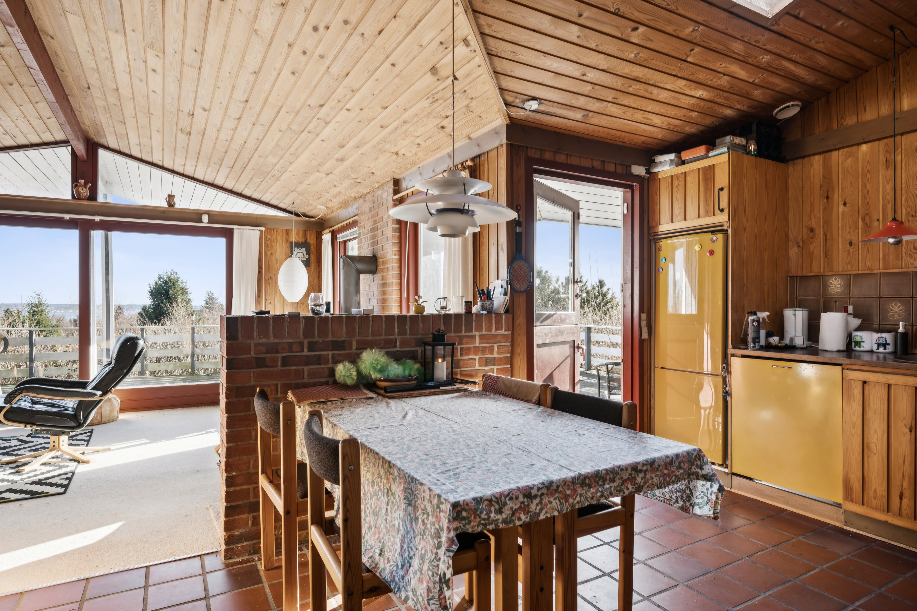 Fremhævet køkken billede i fuldskærmstilstand. Billede af Tjørnevej 7, Handrup, 8400 Ebeltoft