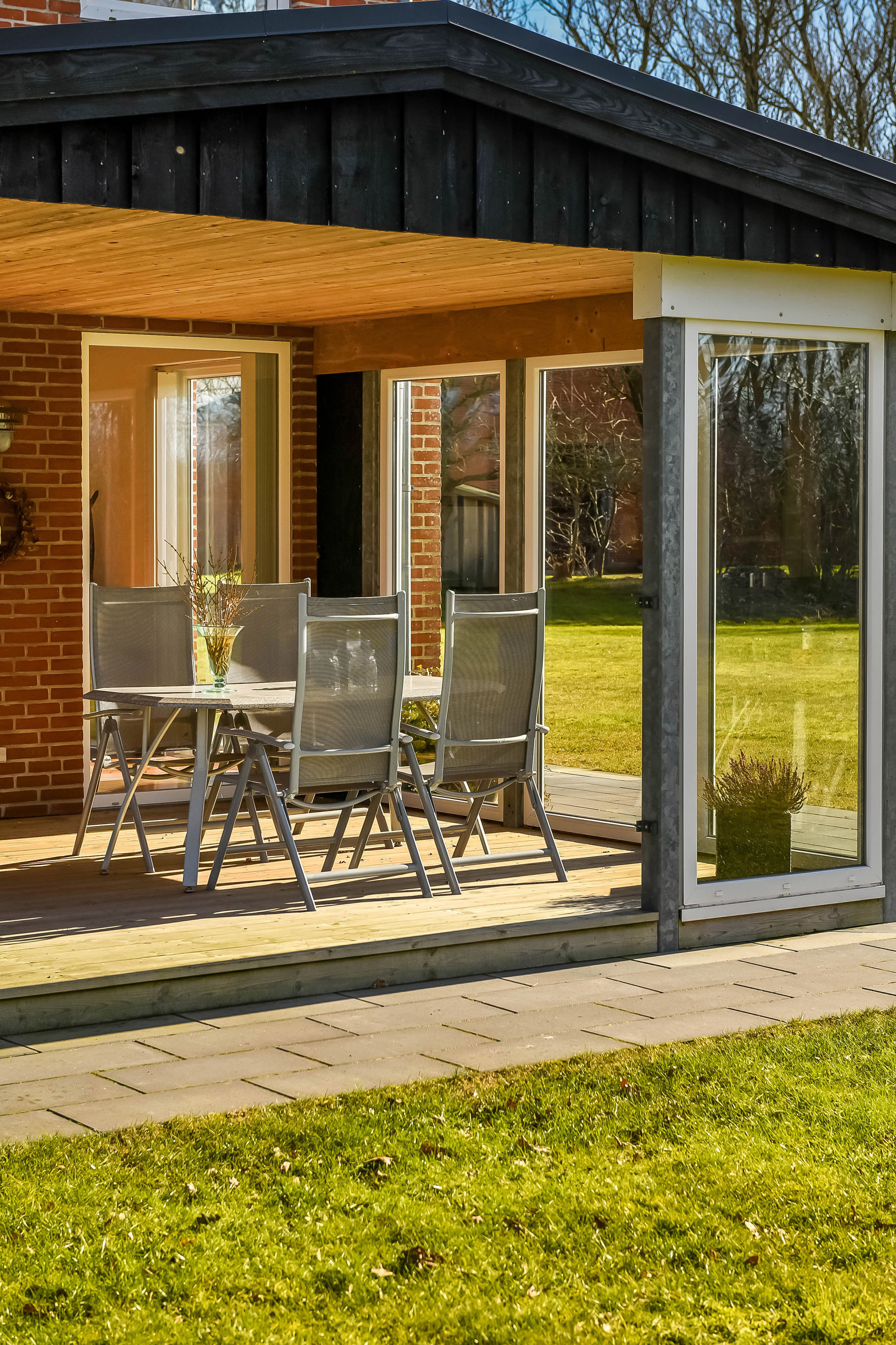 Fremhævet terrasse billede i fuldskærmstilstand. Billede af Nørremarksvej 9, Krogager Mk, 7200 Grindsted